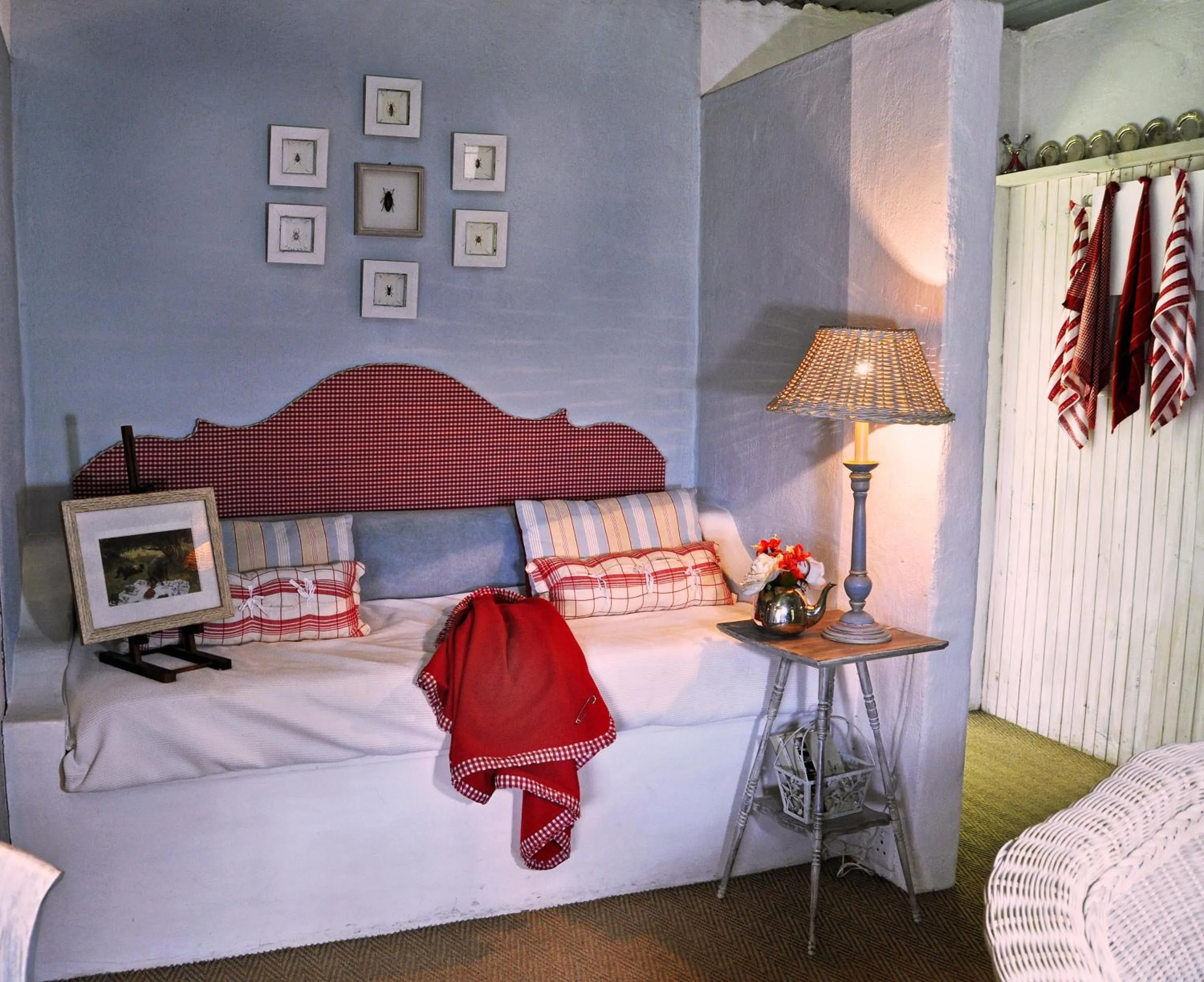 Seating area, Bed in Cleopatra Mountain Farmhouse