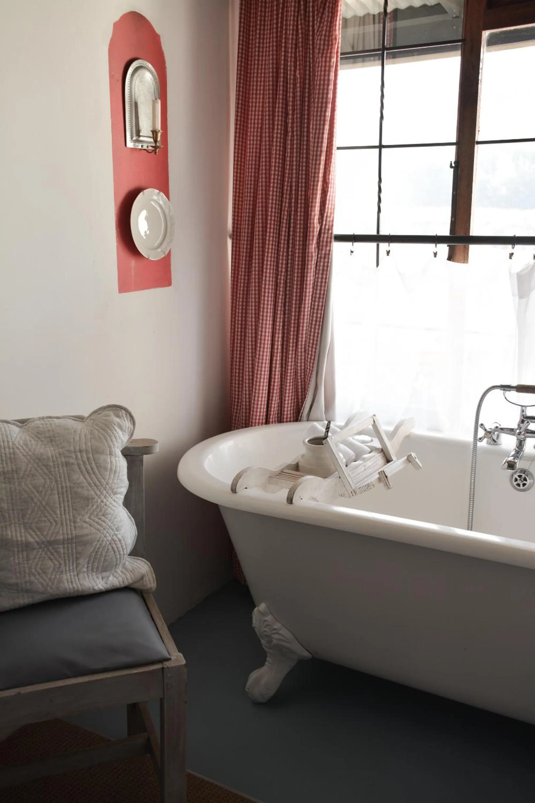 Bath, Bed in Cleopatra Mountain Farmhouse