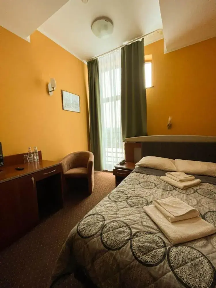 Small Double Room in Hotel SenS Small Double Room in Hotel SenS