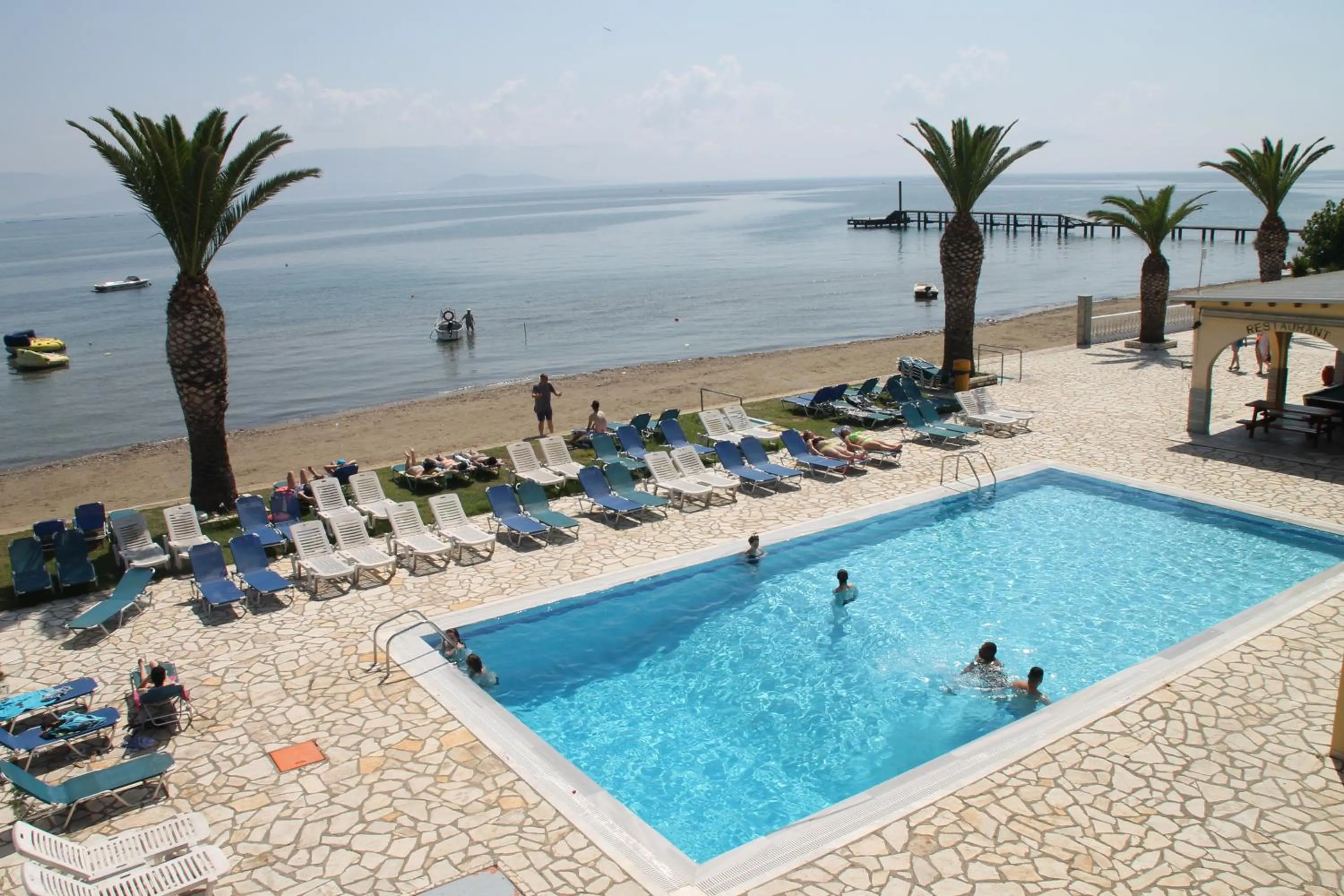 Pool view in Complex Lemon Grove
