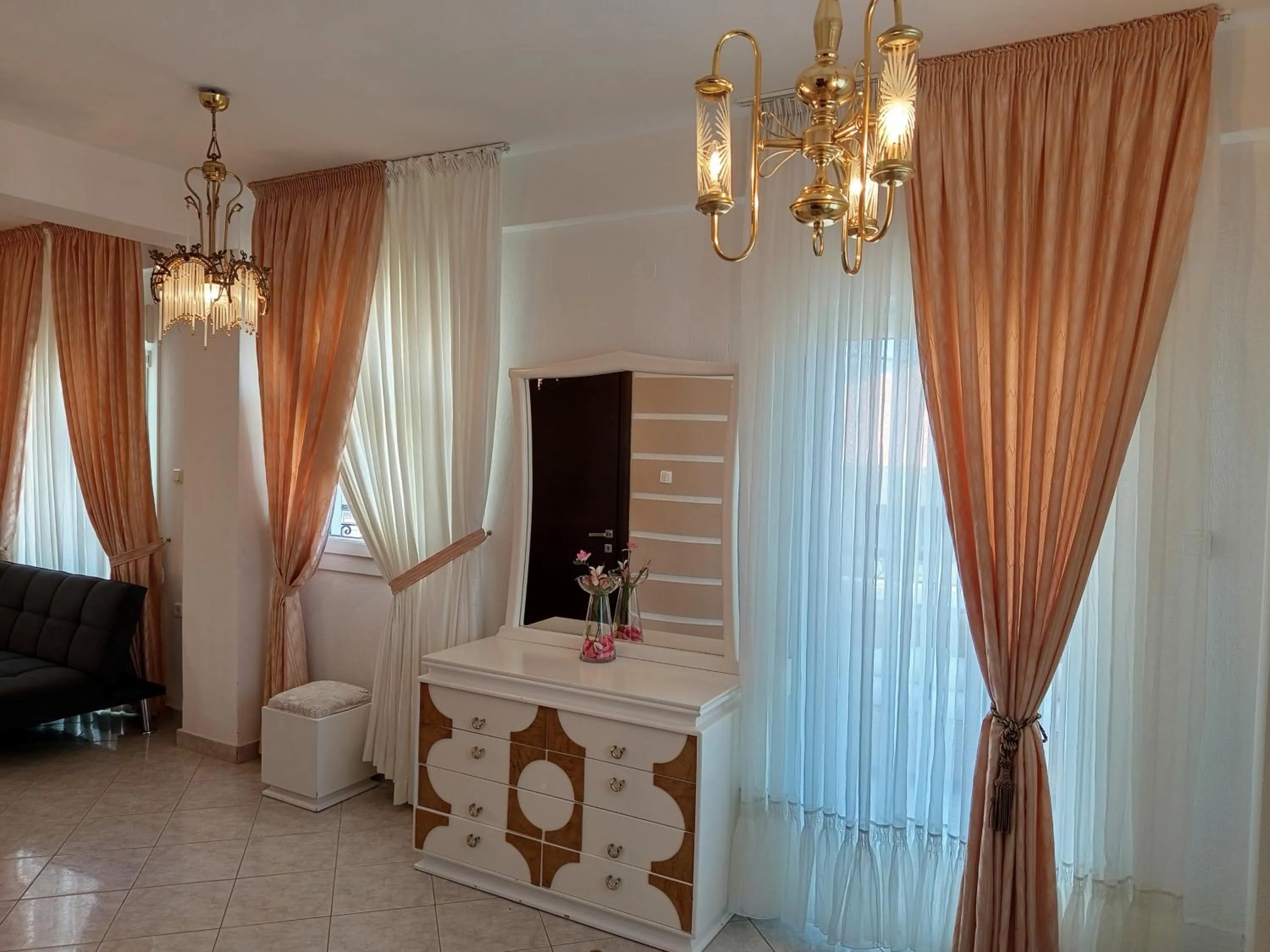 Prime Luxury Villa beach front