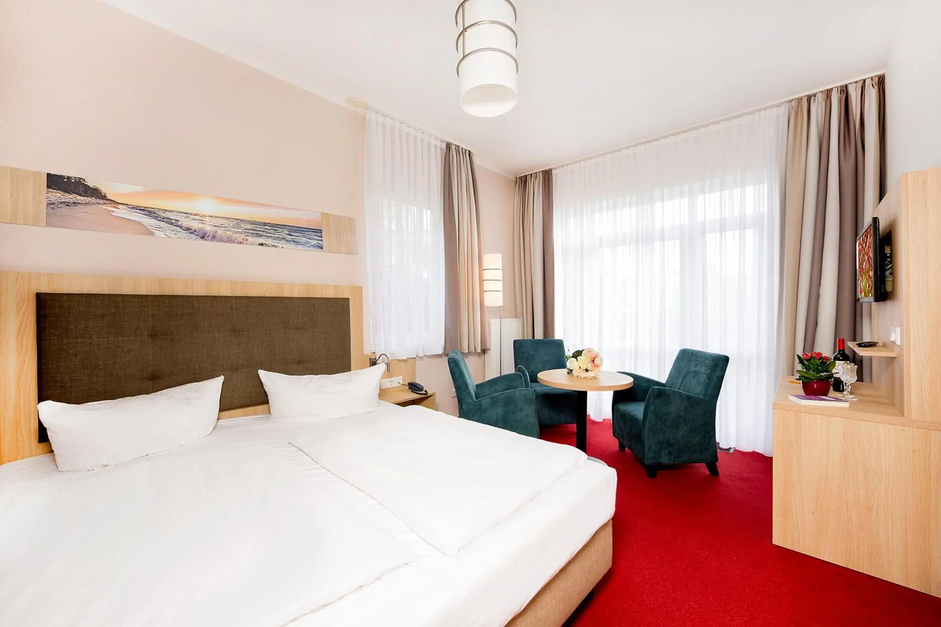 TV and multimedia, Bed in Hotel Garni Sonne