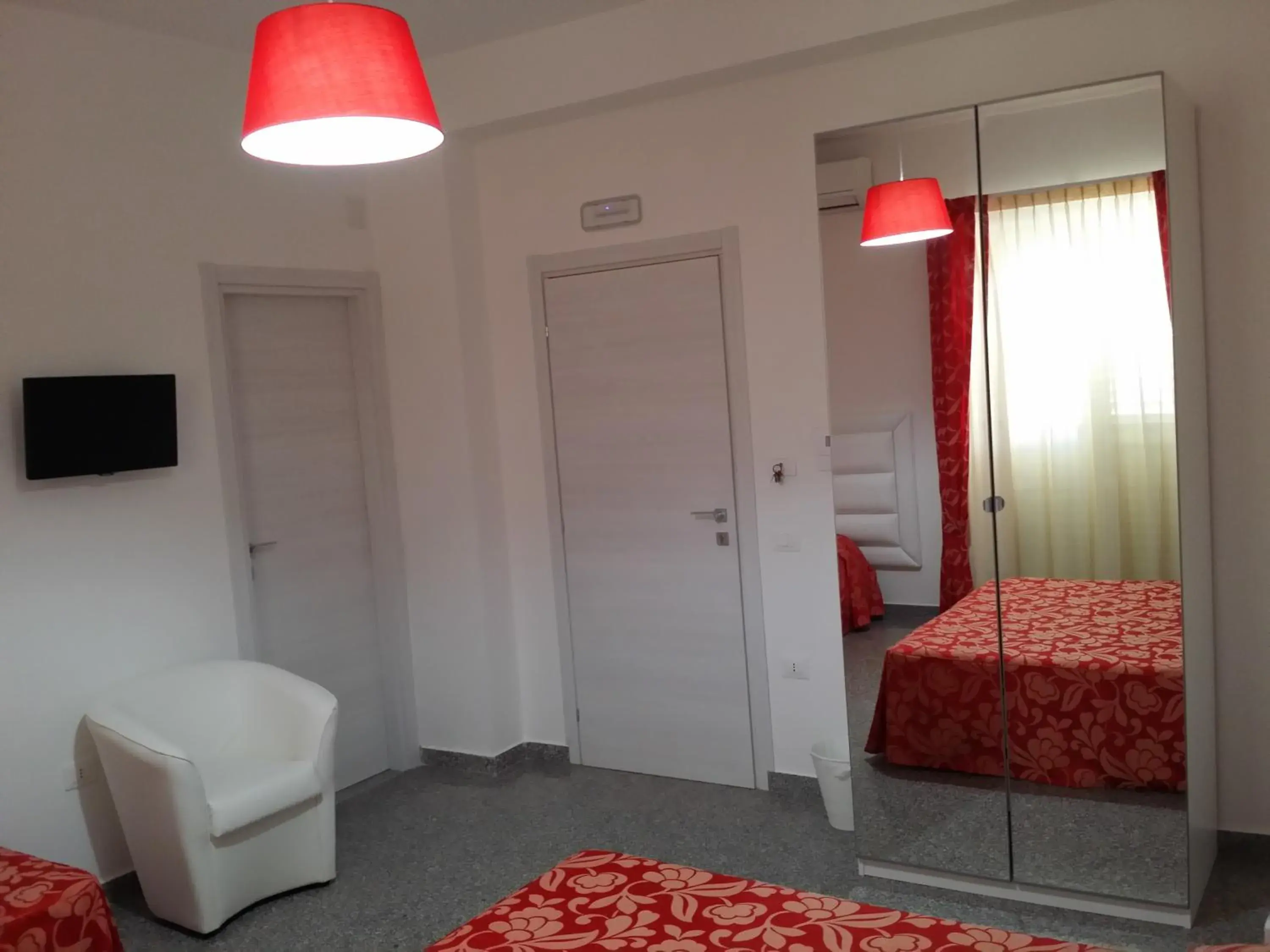 Triple Room in Le Castella B&B Restaurant Triple Room in Le Castella B&B Restaurant