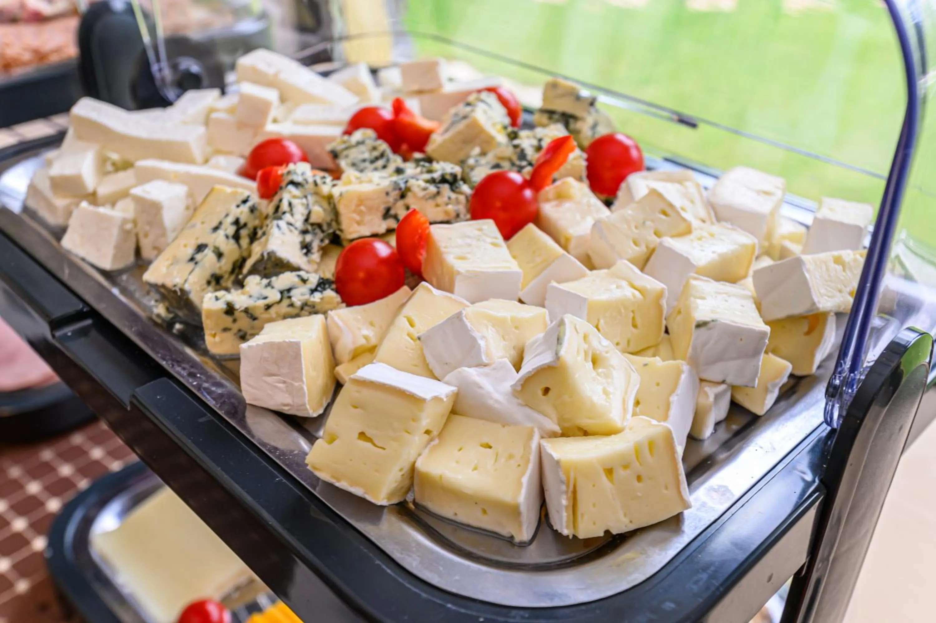 Breakfast in Hotel Casa Viorel jacuzzi & saunas