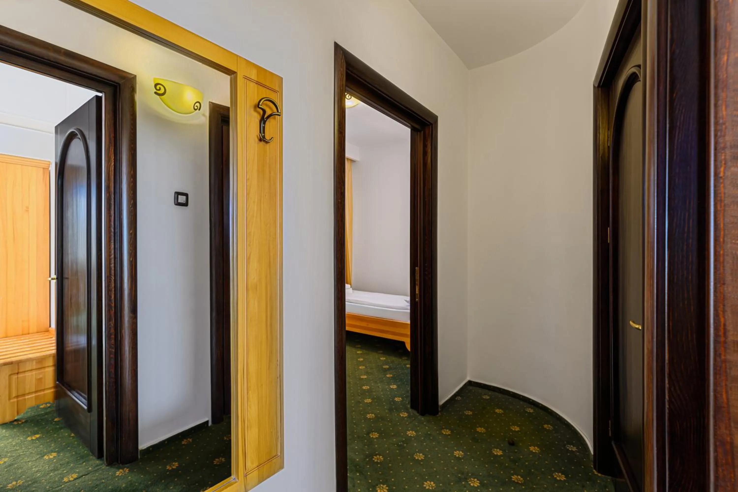 Photo of the whole room, Bed in Hotel Casa Viorel jacuzzi & saunas