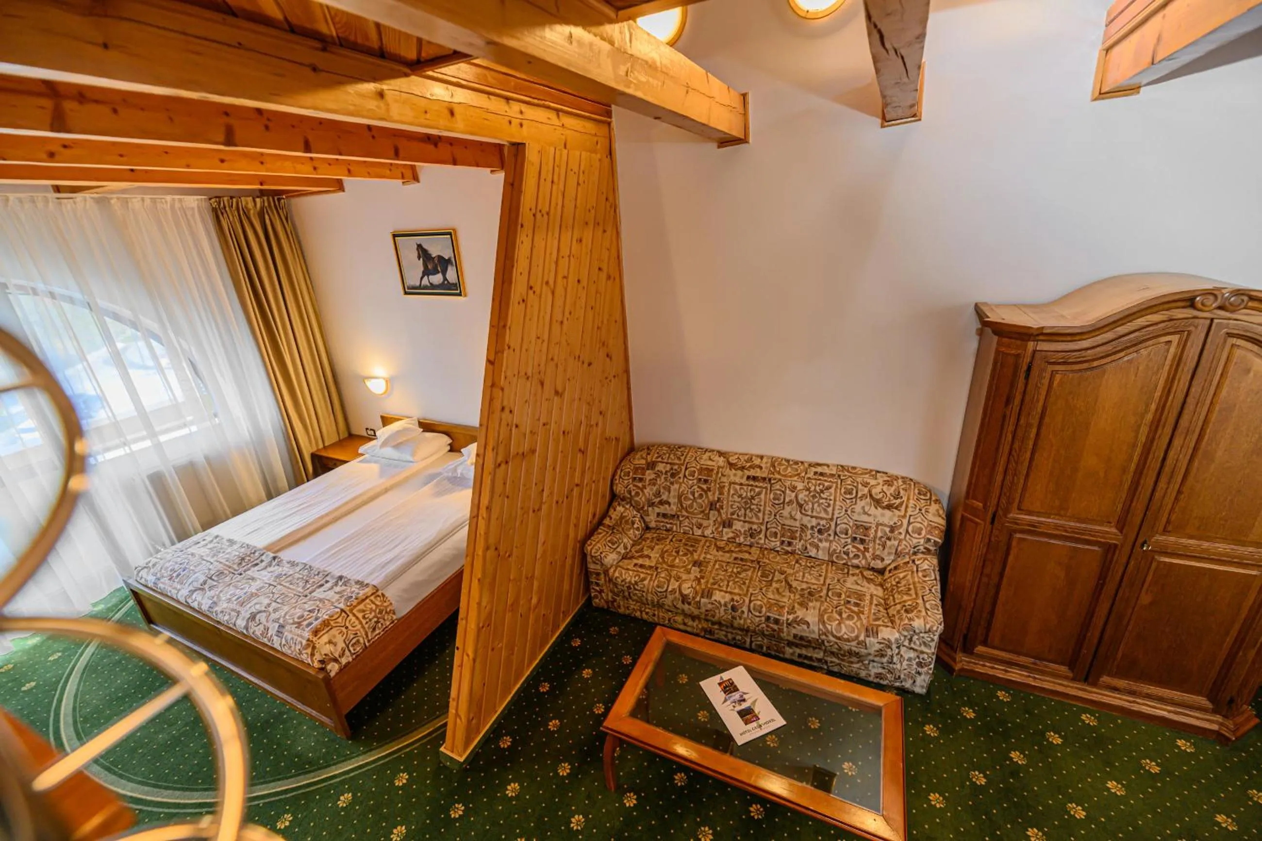 Bed in Hotel Casa Viorel jacuzzi & saunas