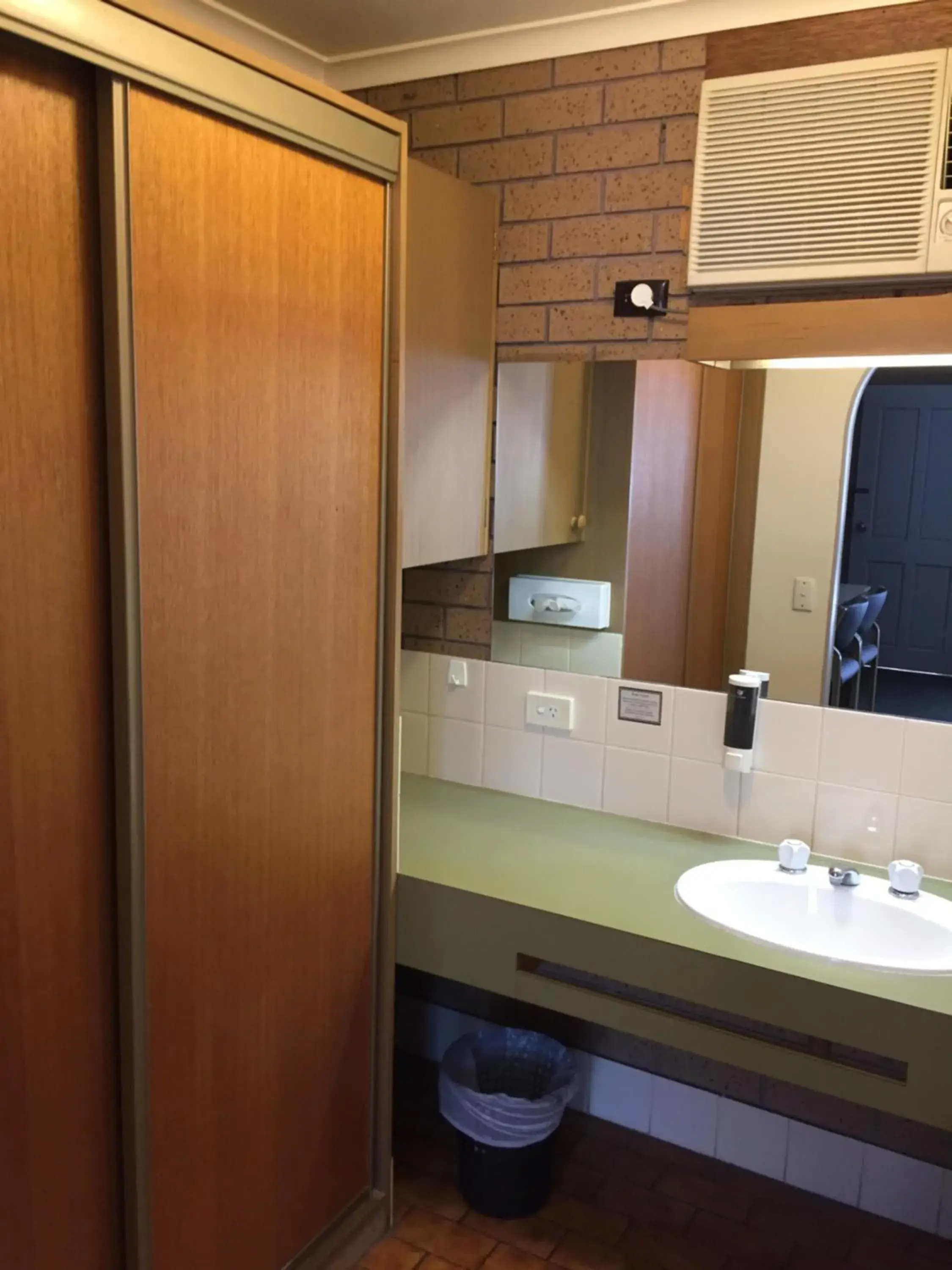 Twin Room in Eaglehawk Motel Bendigo Twin Room in Eaglehawk Motel Bendigo