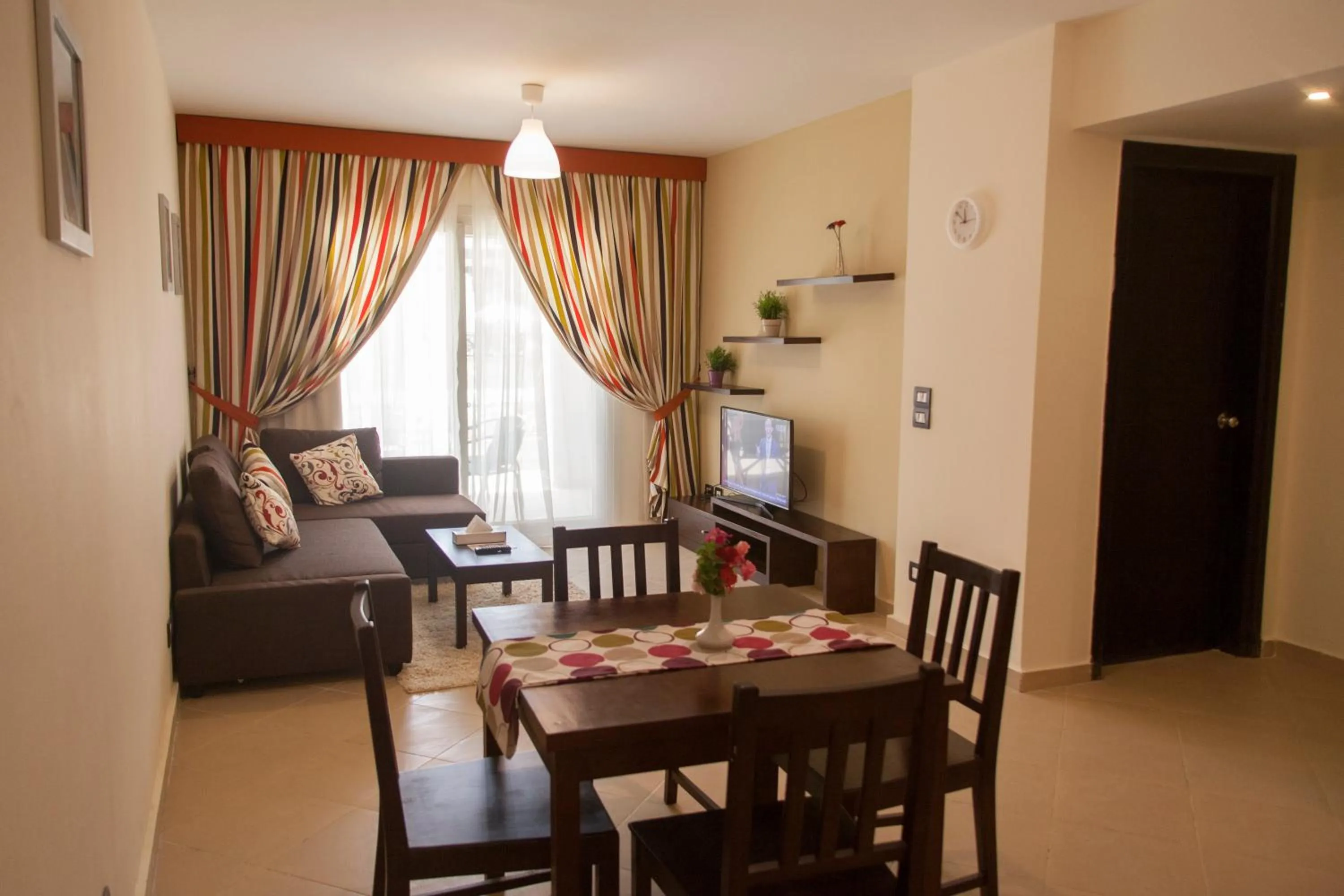 Garden in Elite Residence Aqua Park