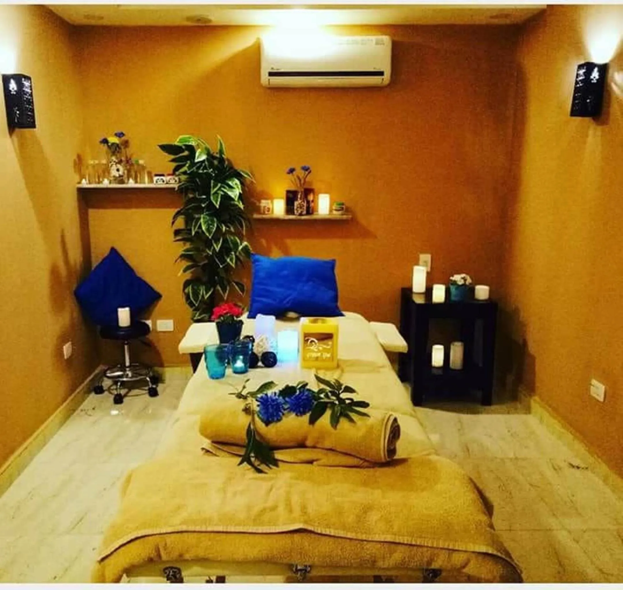 Massage in Elite Residence Aqua Park