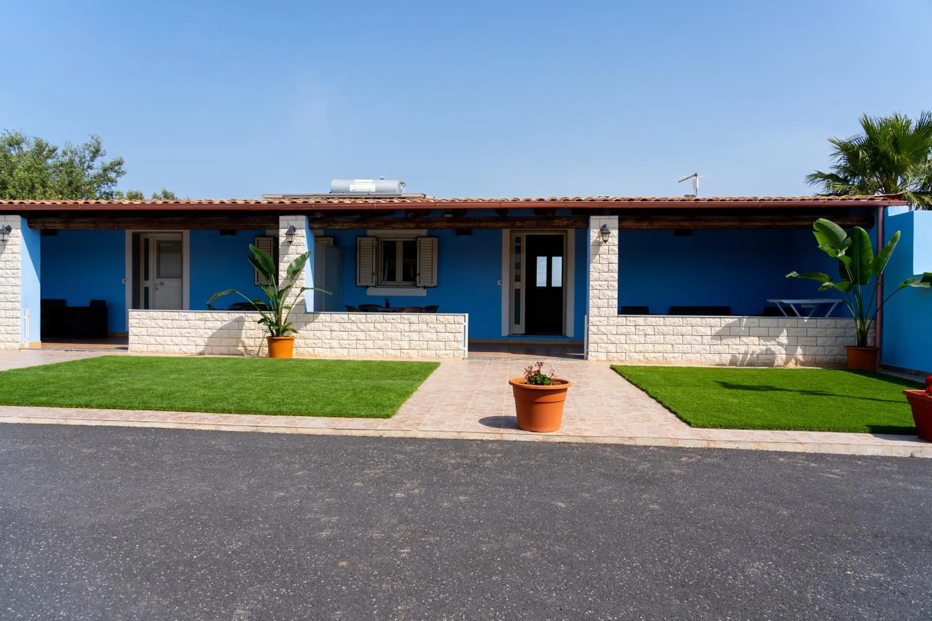 Property building in B&B L'Uliveto Rooms & Pool