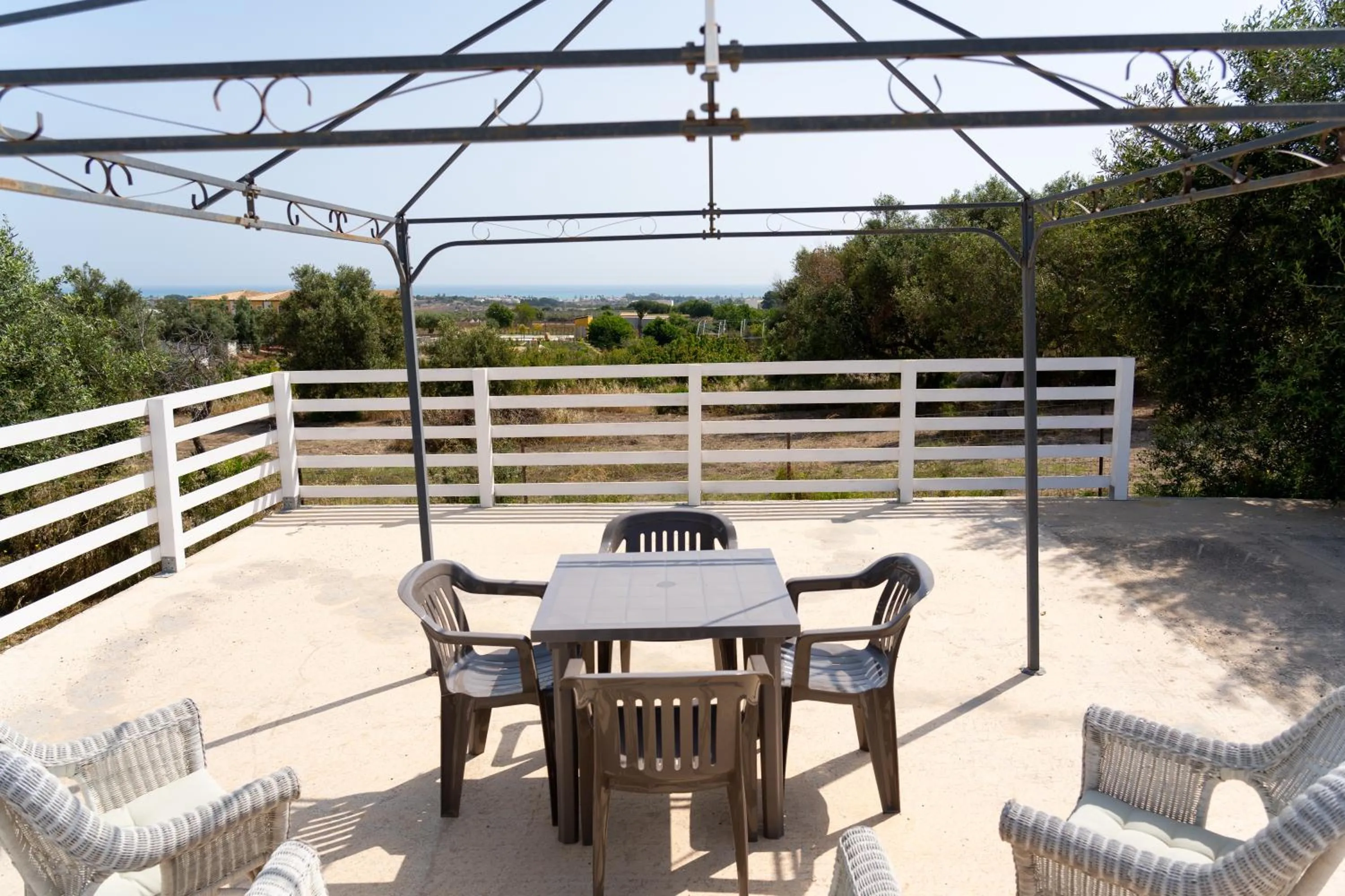 B&B L'Uliveto Rooms & Pool