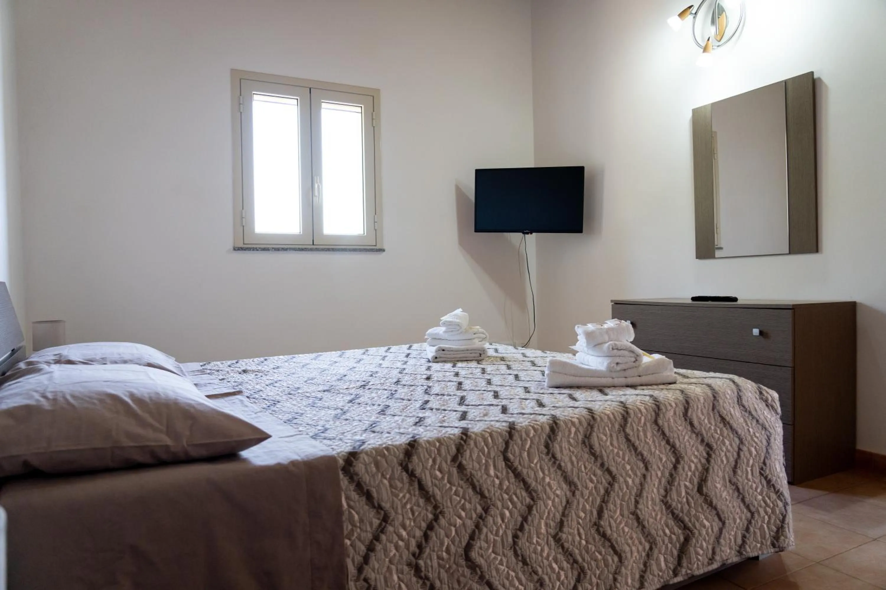 Photo of the whole room, Bed in B&B L'Uliveto Rooms & Pool
