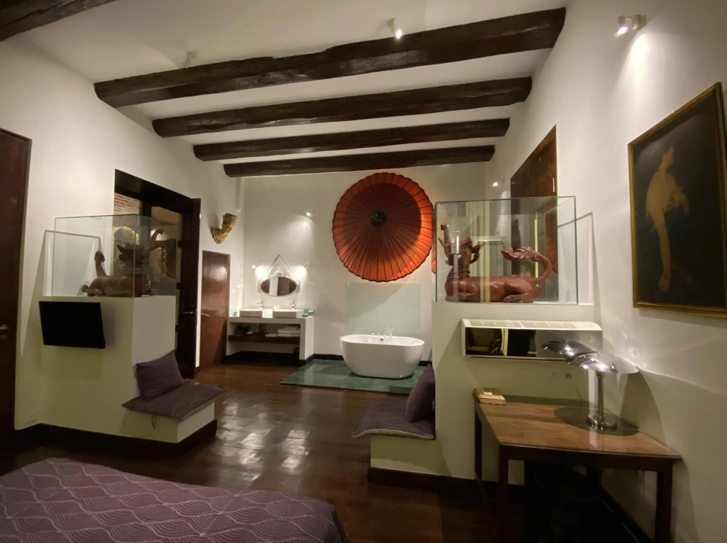 Hot Tub in Castle in Old Town