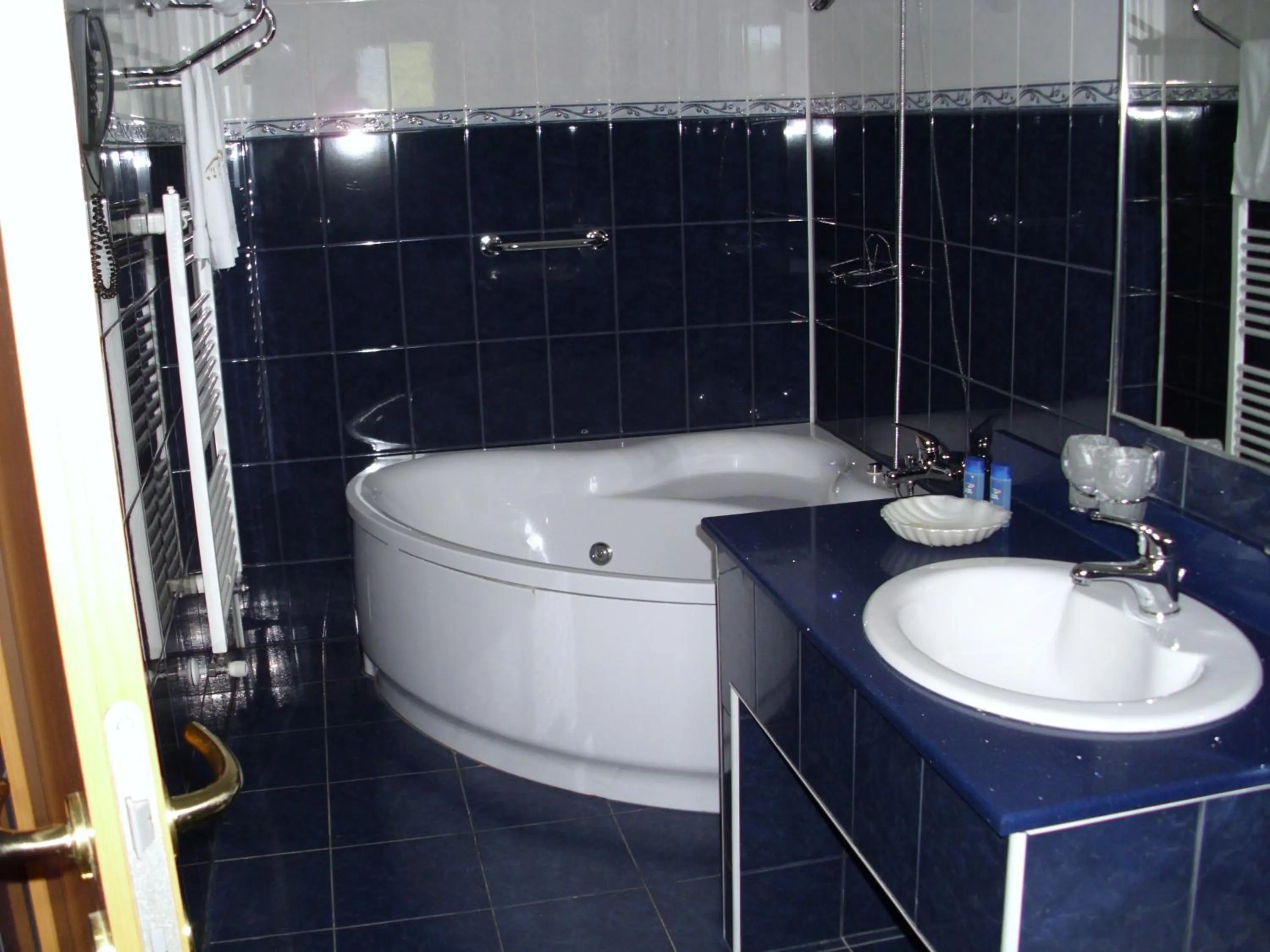 Bathroom in Hotel Piemonte