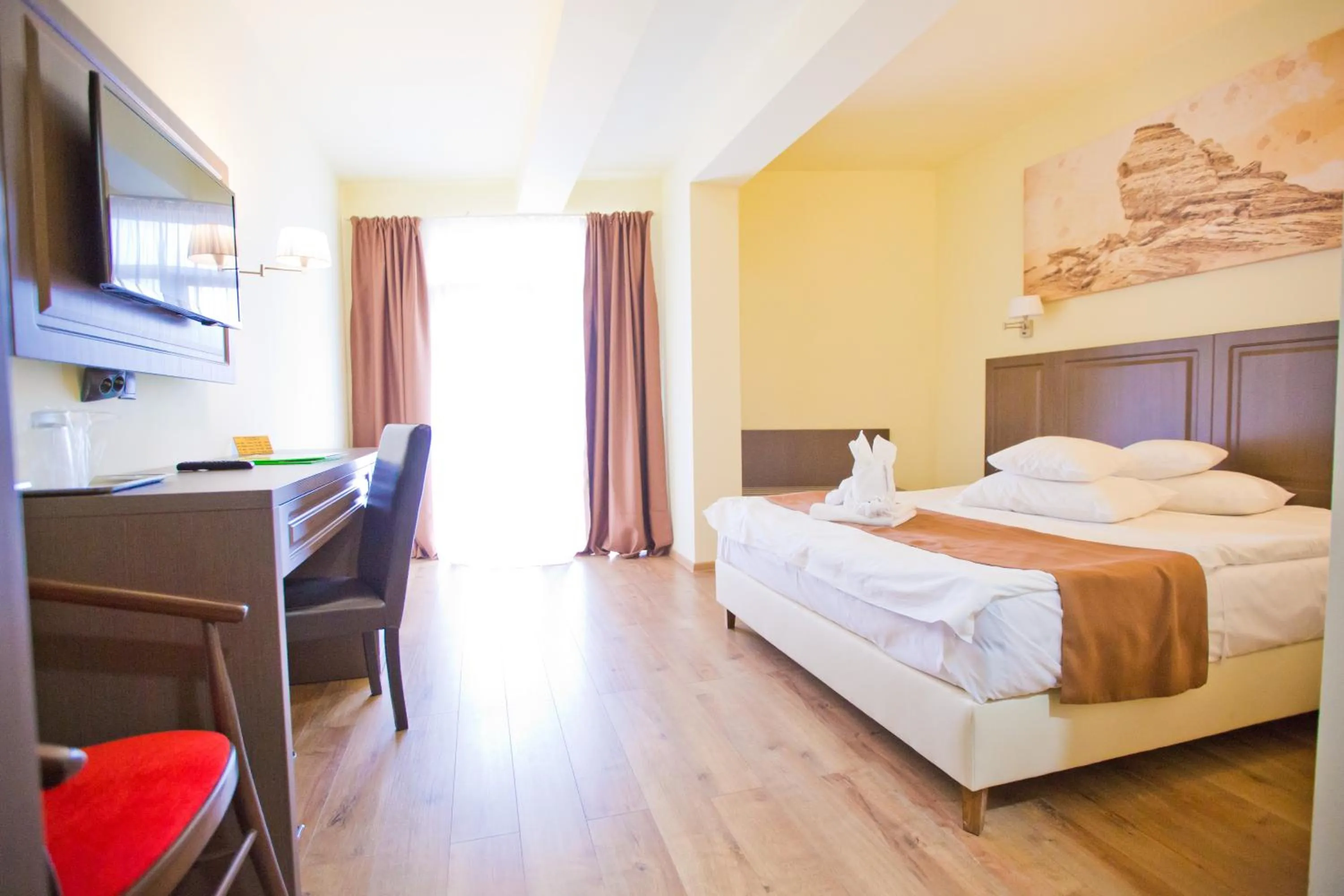 Photo of the whole room, Bed in Hotel Piemonte