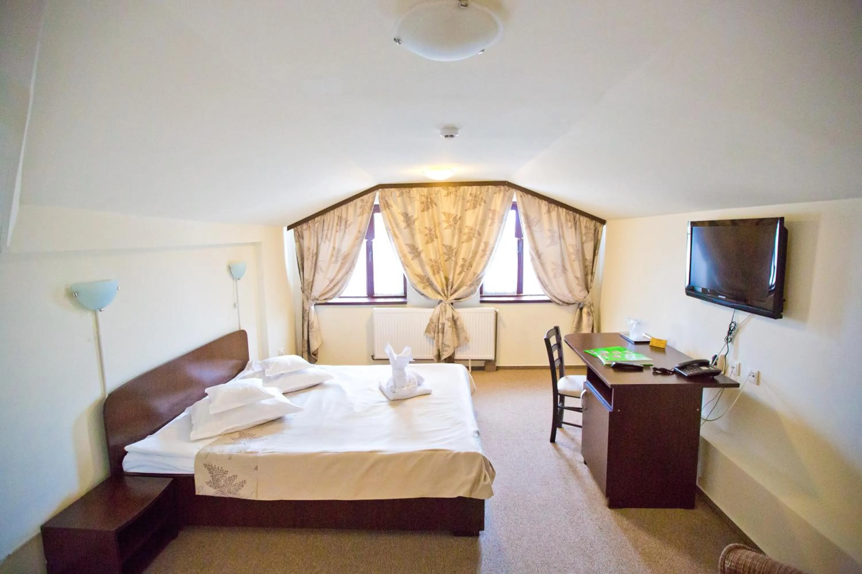 Photo of the whole room, Bed in Hotel Piemonte