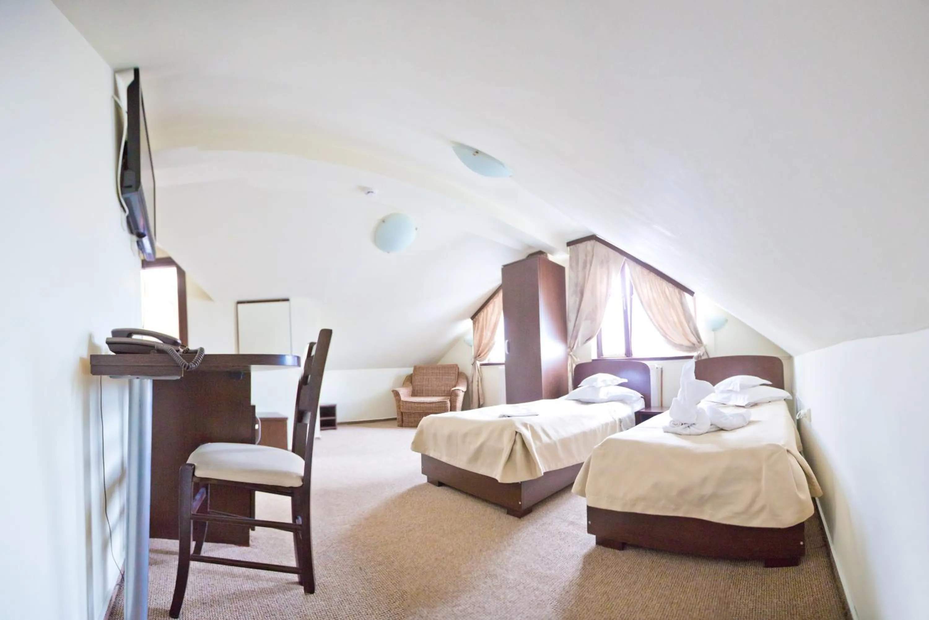 Photo of the whole room, Bed in Hotel Piemonte