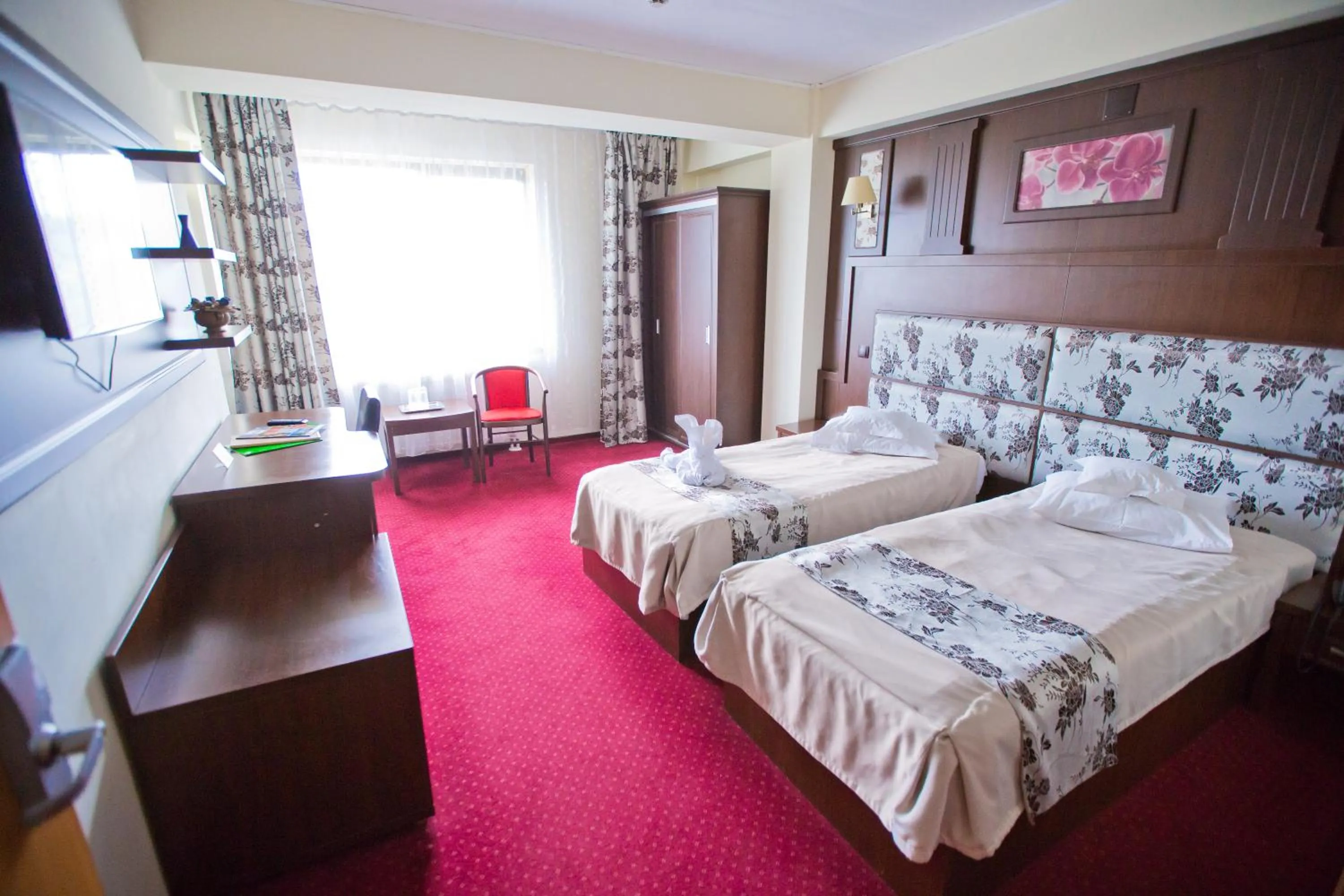 Photo of the whole room, Bed in Hotel Piemonte