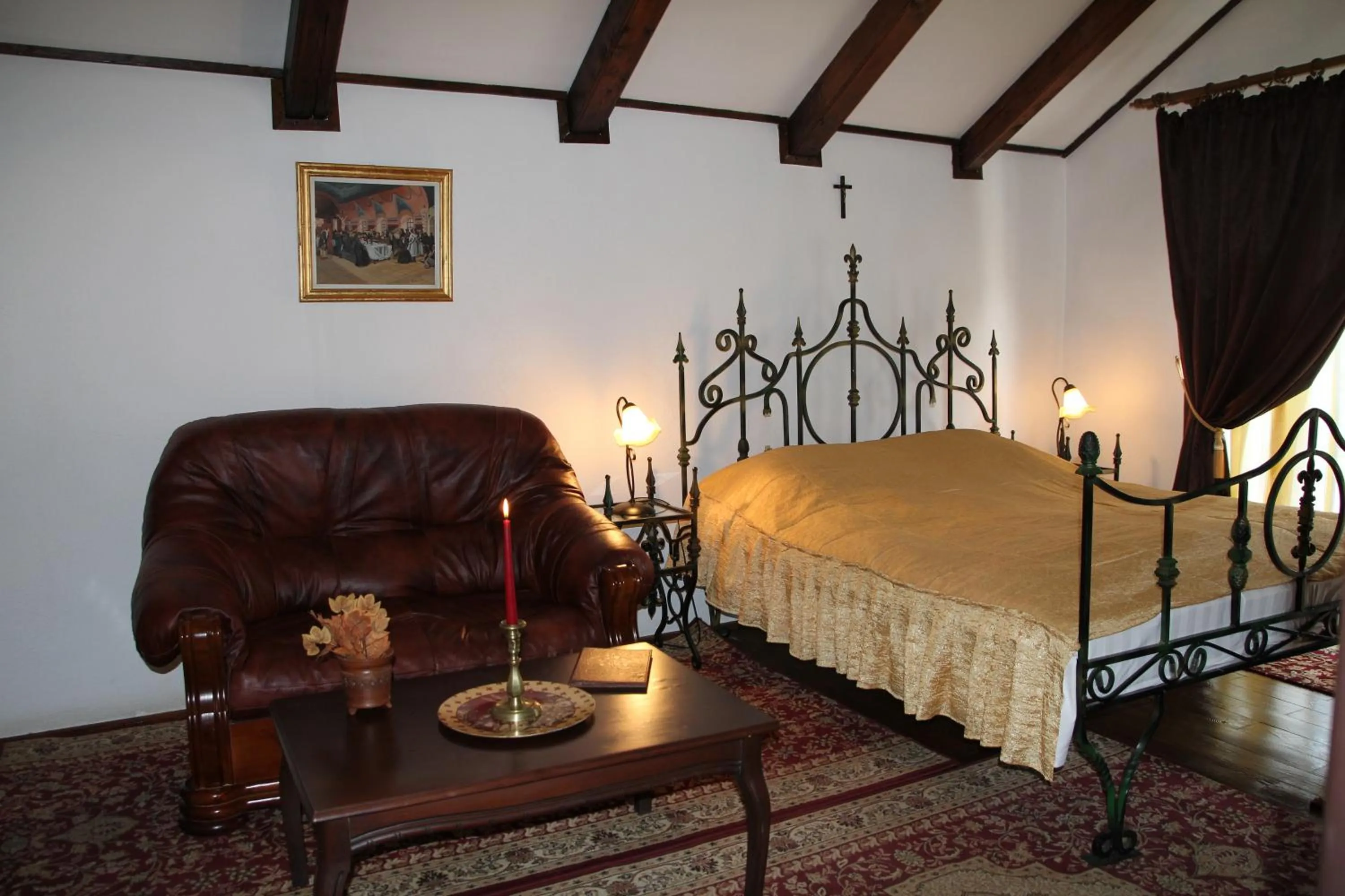 Bed in Hunter Prince Castle Hotel