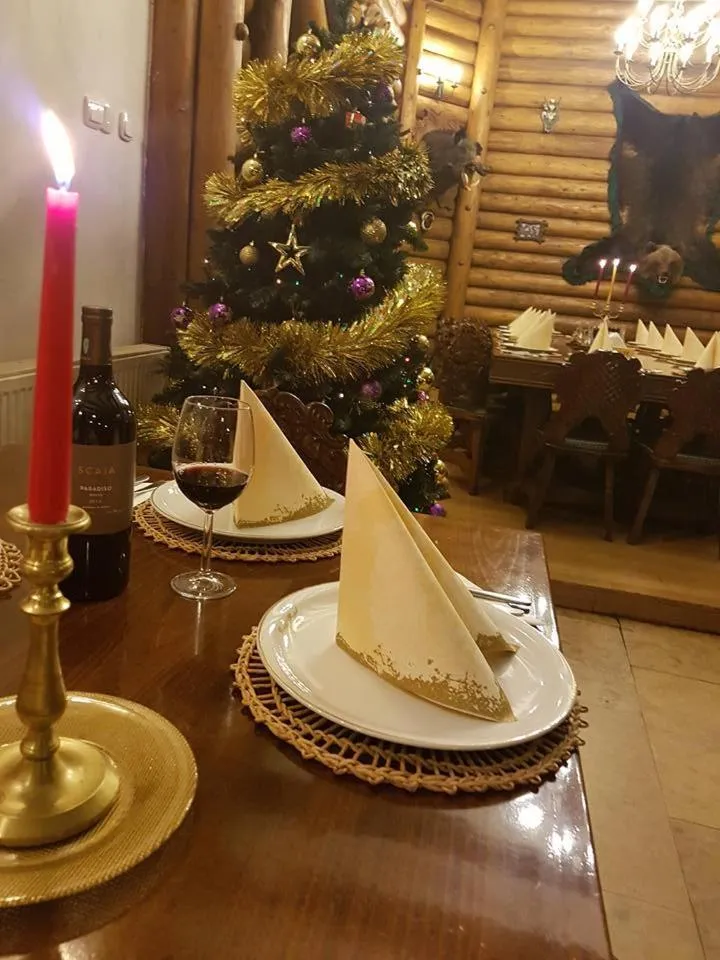 Restaurant/places to eat in Hunter Prince Castle Hotel