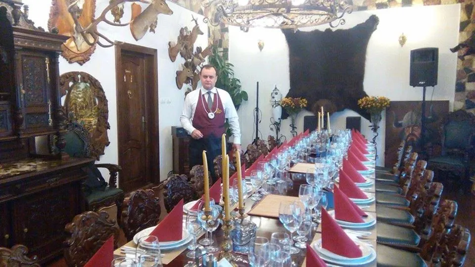 Food and drinks in Hunter Prince Castle Hotel