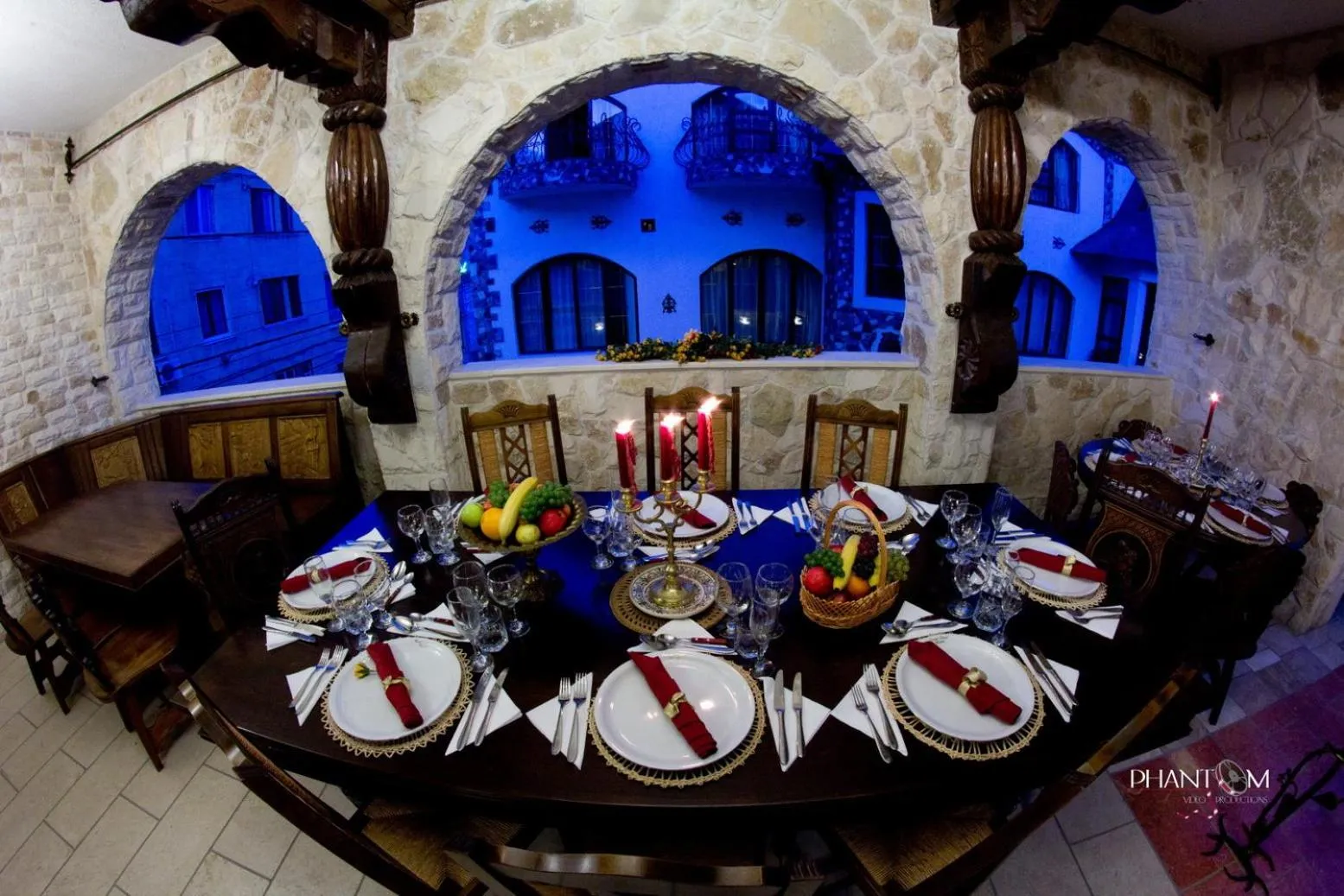 Restaurant/places to eat in Hunter Prince Castle Hotel