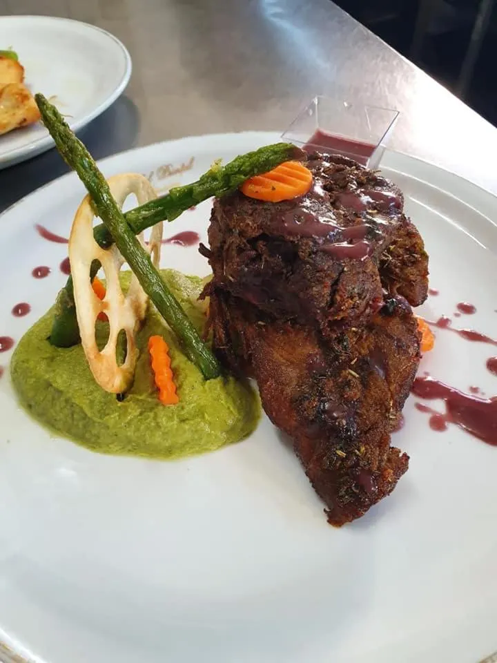 Food in Hunter Prince Castle Hotel