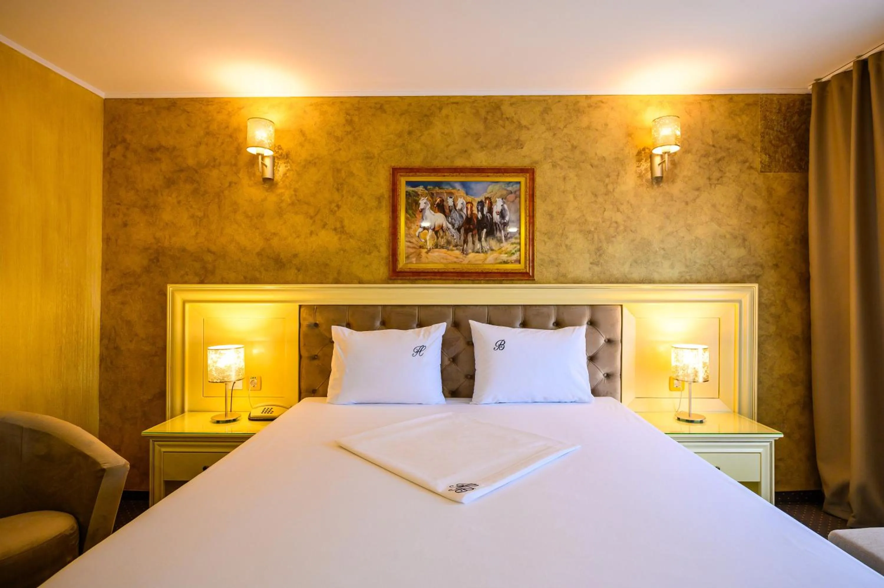 Bed in Hotel Bulevard