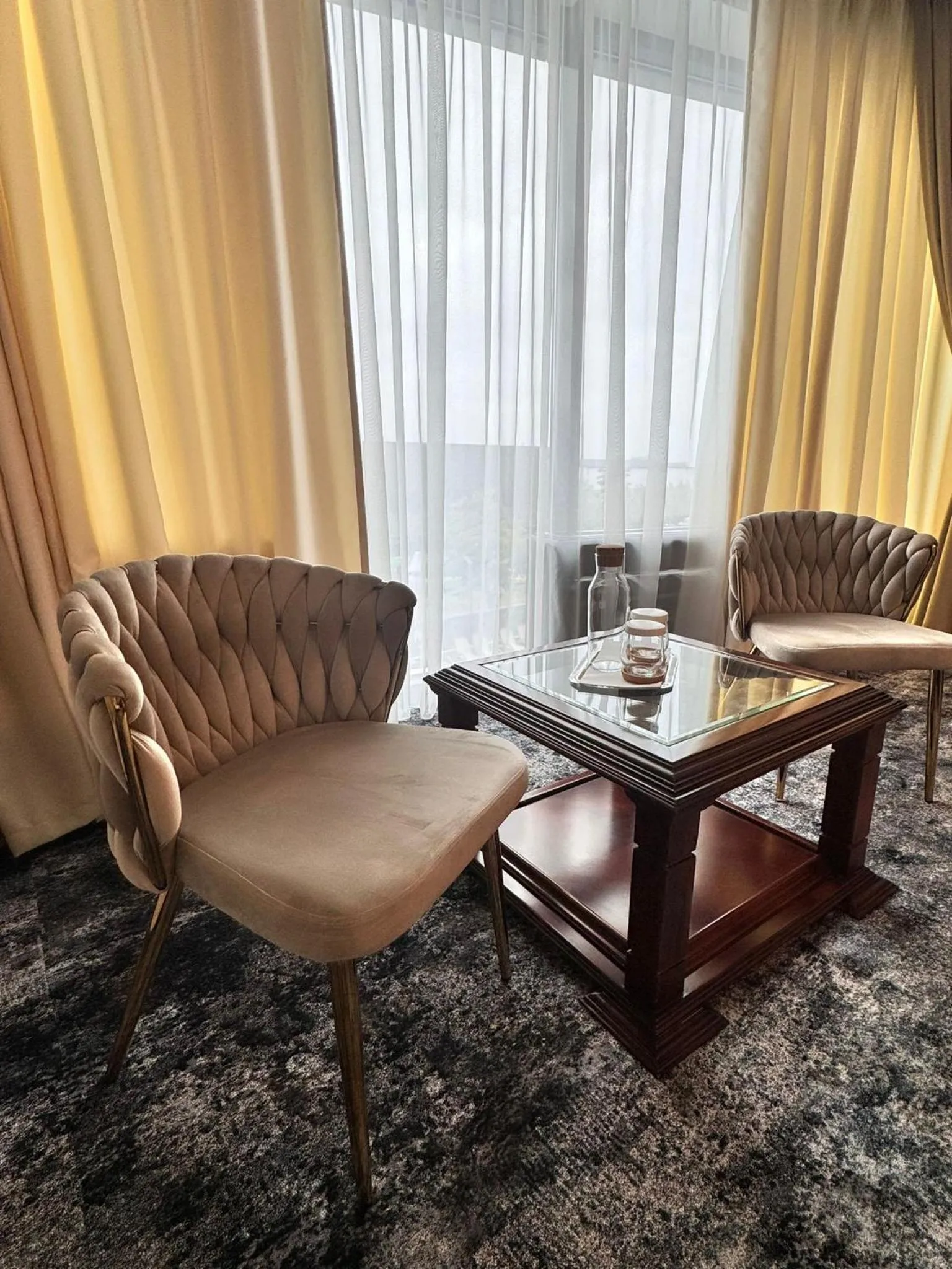 Seating area in Hotel Bulevard