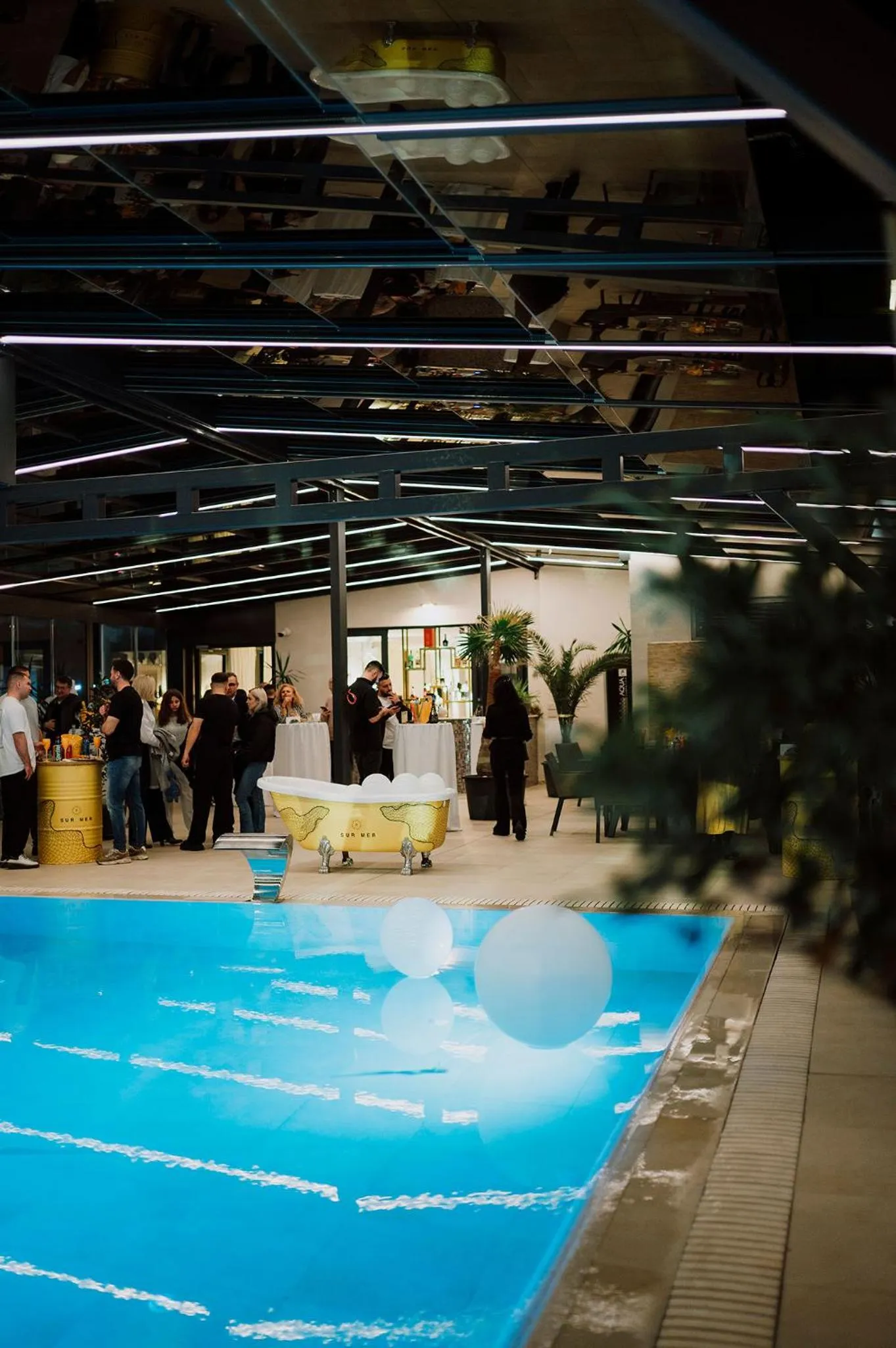 Swimming pool in Hotel Bulevard