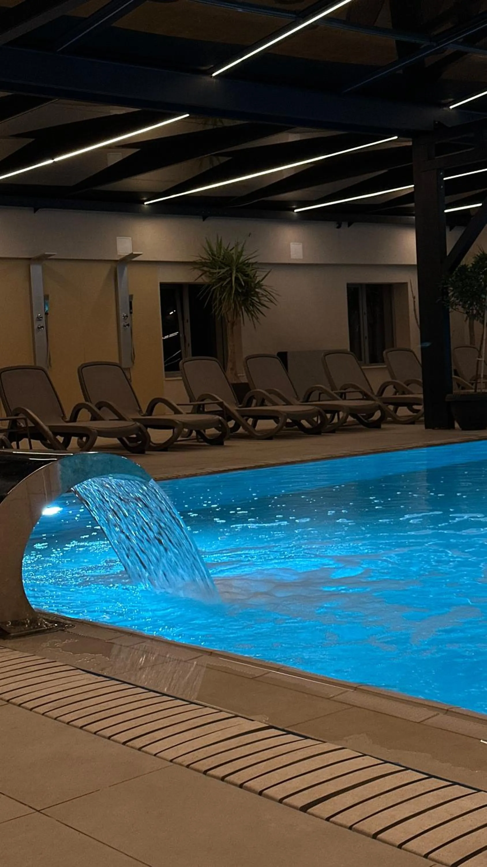 Swimming pool in Hotel Bulevard