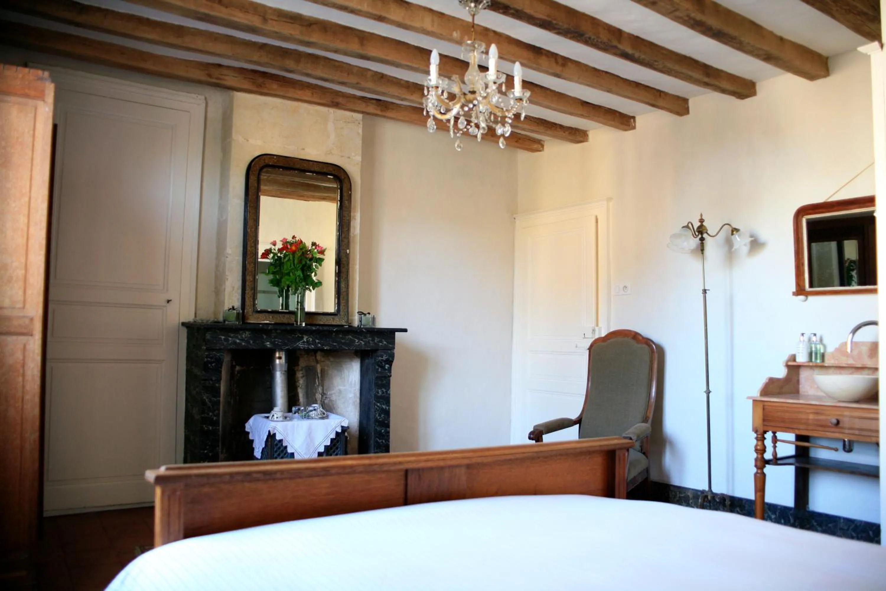 Coffee/tea facilities, Bed in Le Chaton Rouge