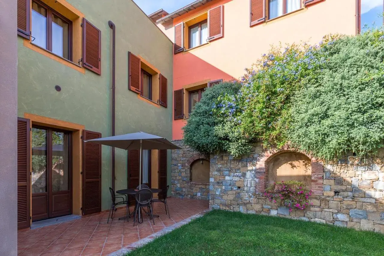 One-Bedroom Apartment with Garden in Leonardo Resort One-Bedroom Apartment with Garden in Leonardo Resort