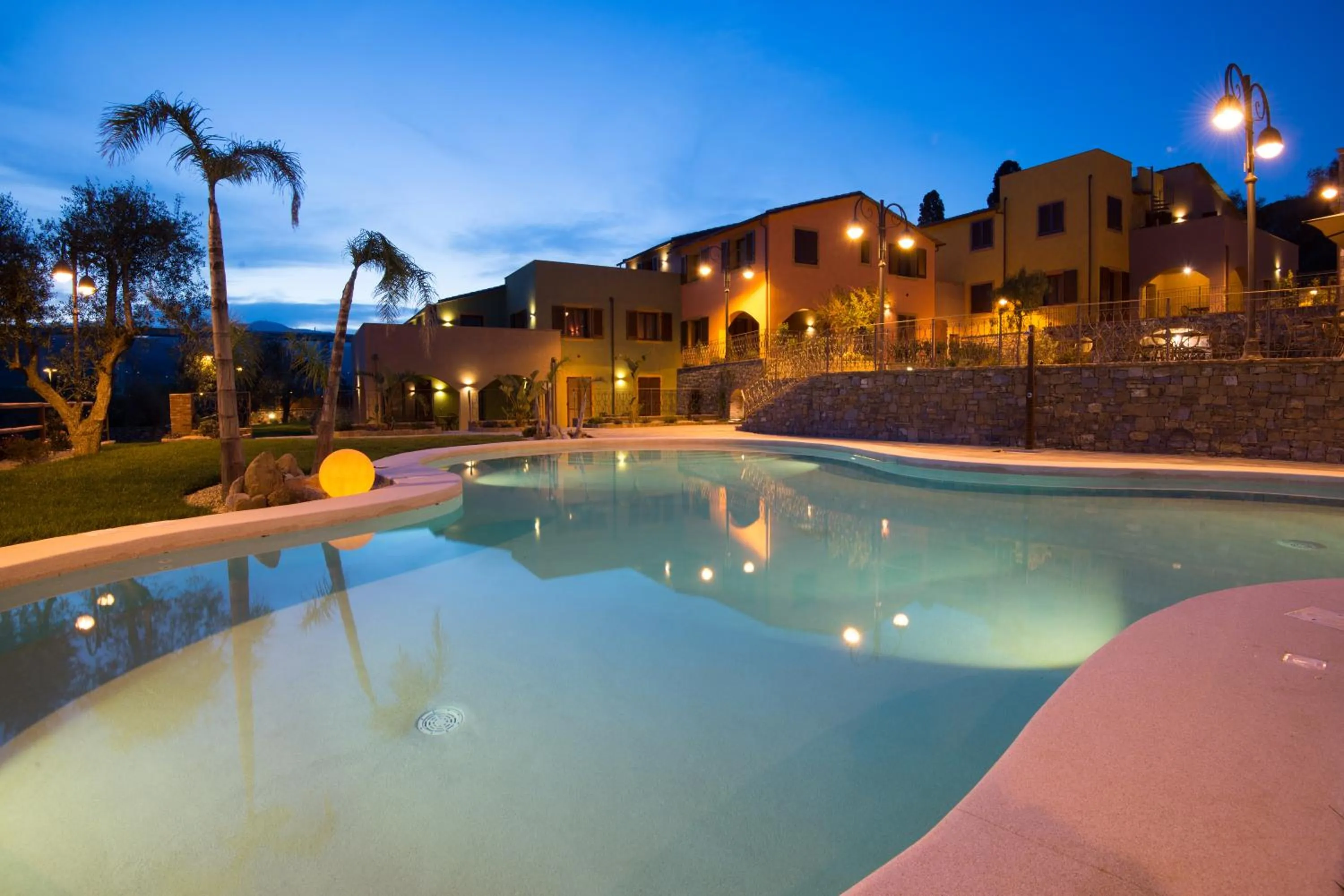 Property building in Leonardo Resort