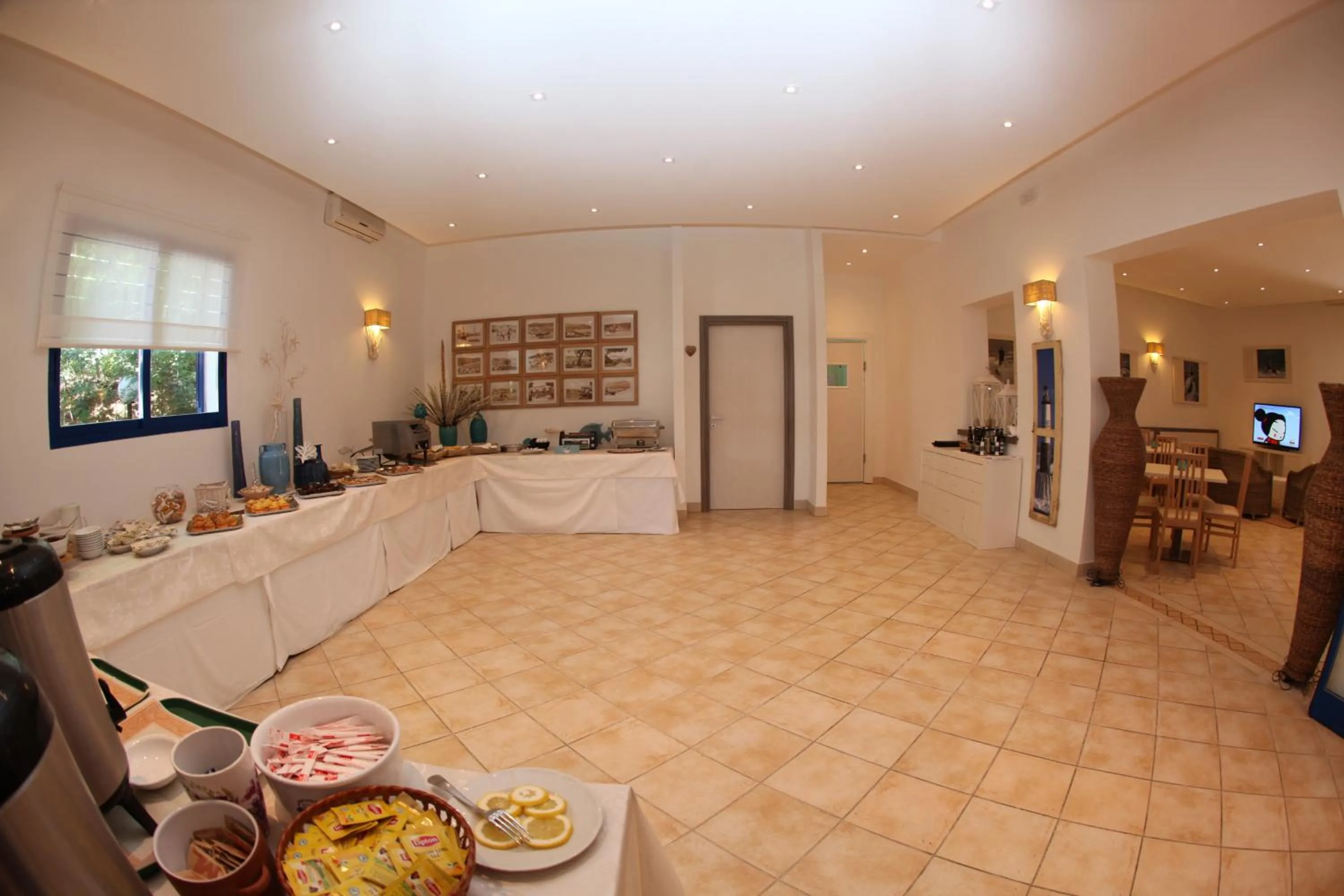 Restaurant/places to eat in Hotel Villa Giulia