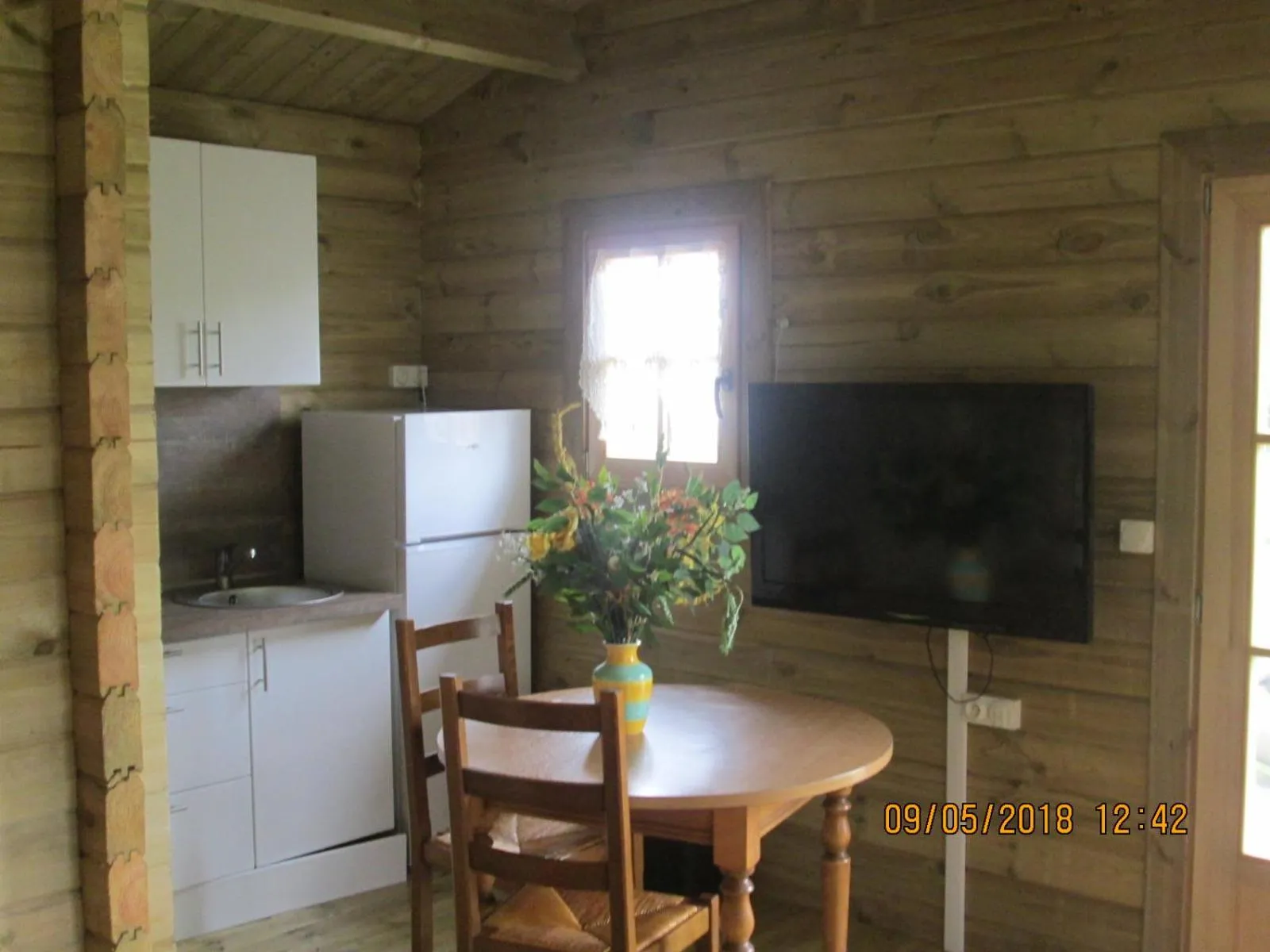 Kitchen or kitchenette in studios les Hortensias
