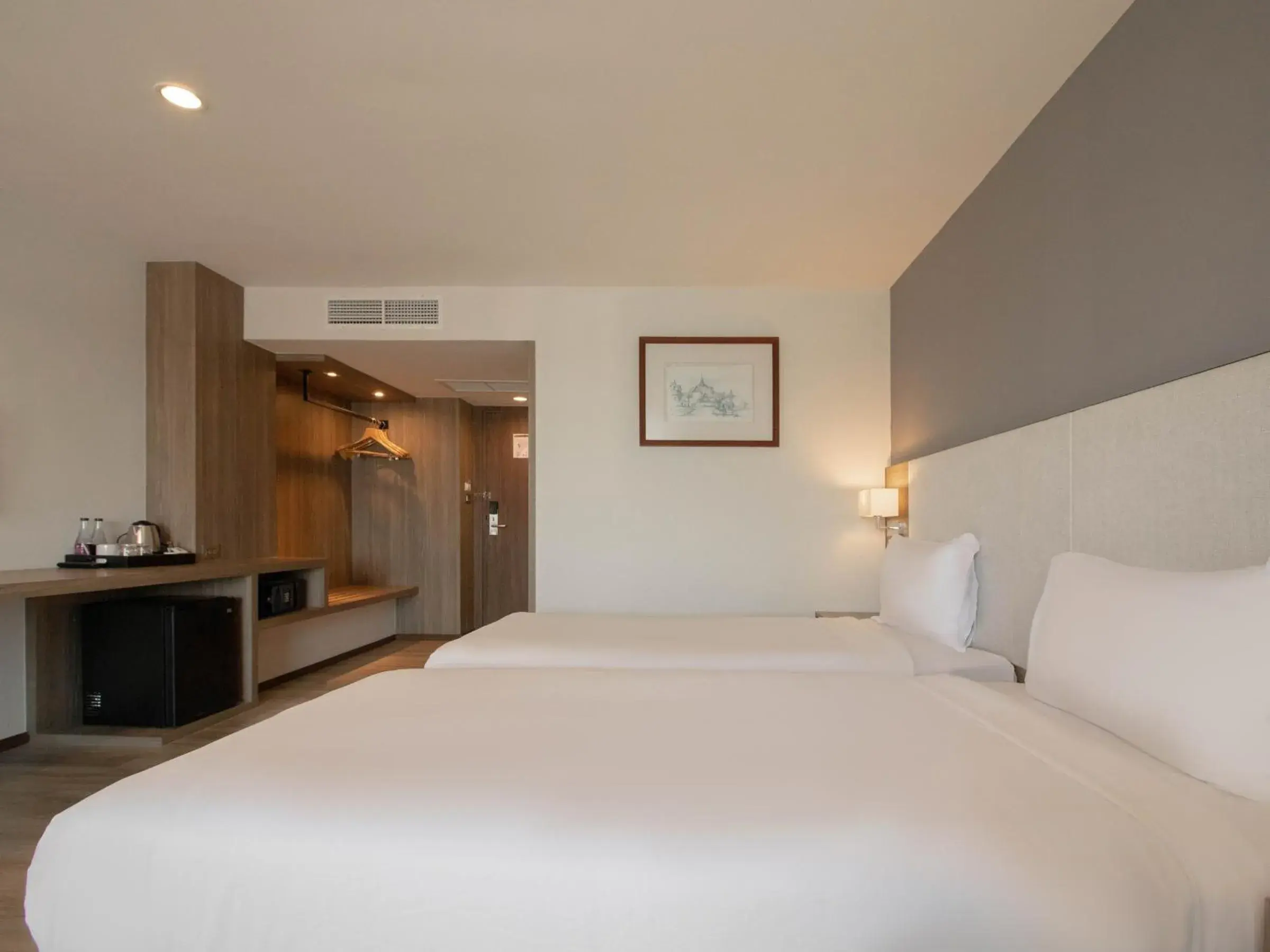 Bed in Fortune View Khong Hotel Nakhon Phanom Bed in Fortune View Khong Hotel Nakhon Phanom