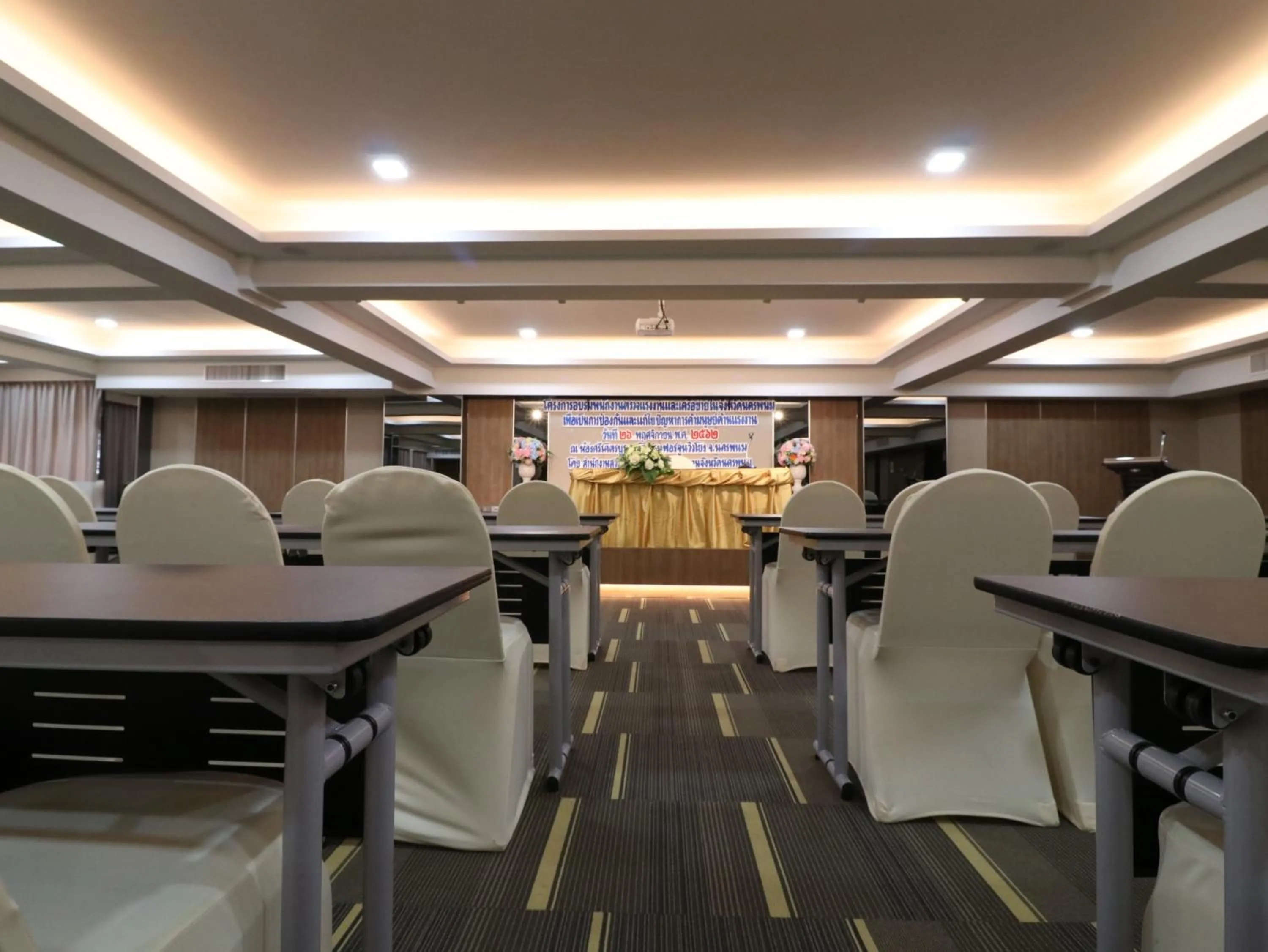 Meeting/conference room in Fortune View Khong Hotel Nakhon Phanom