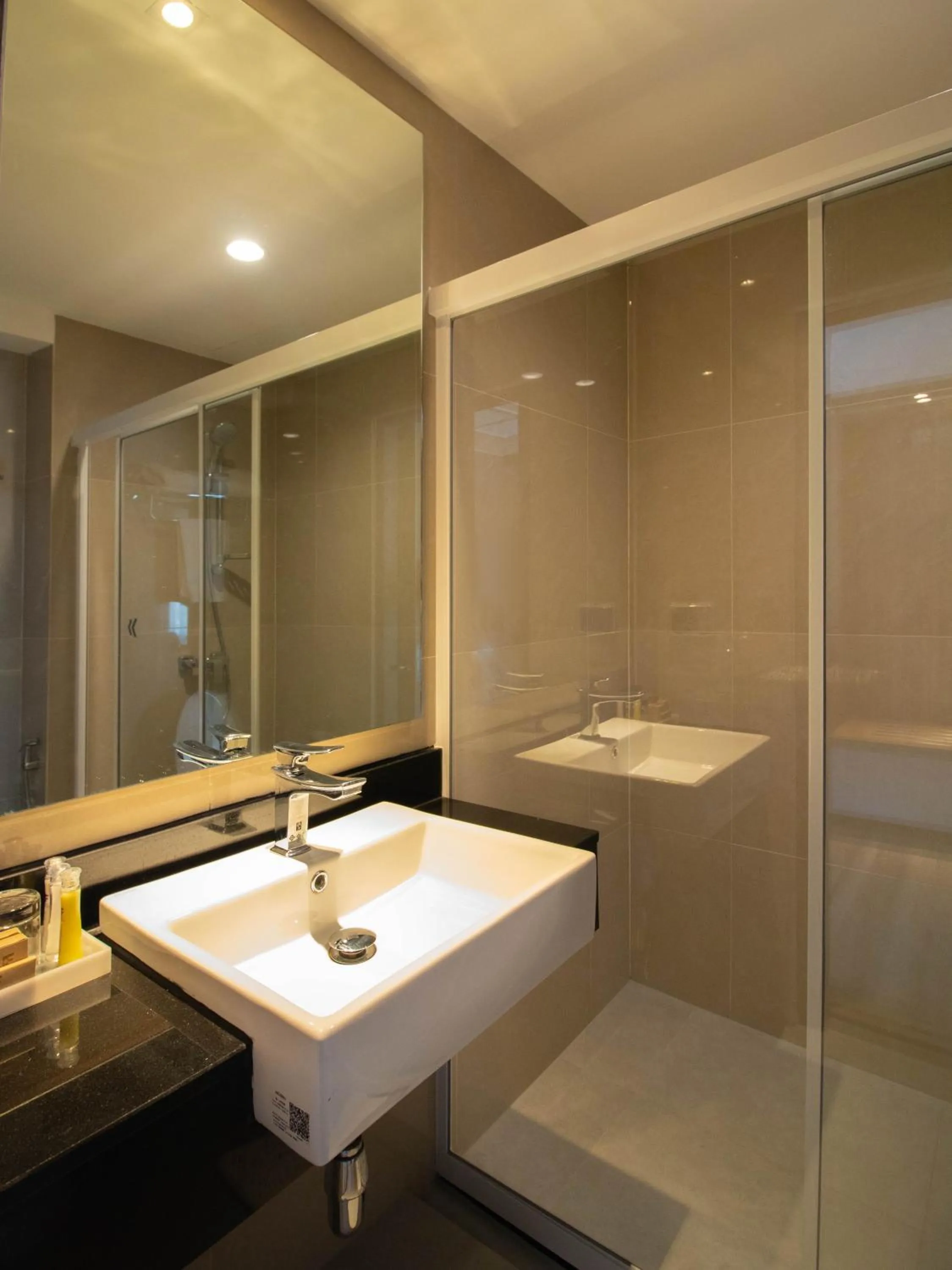 Bathroom in Fortune View Khong Hotel Nakhon Phanom
