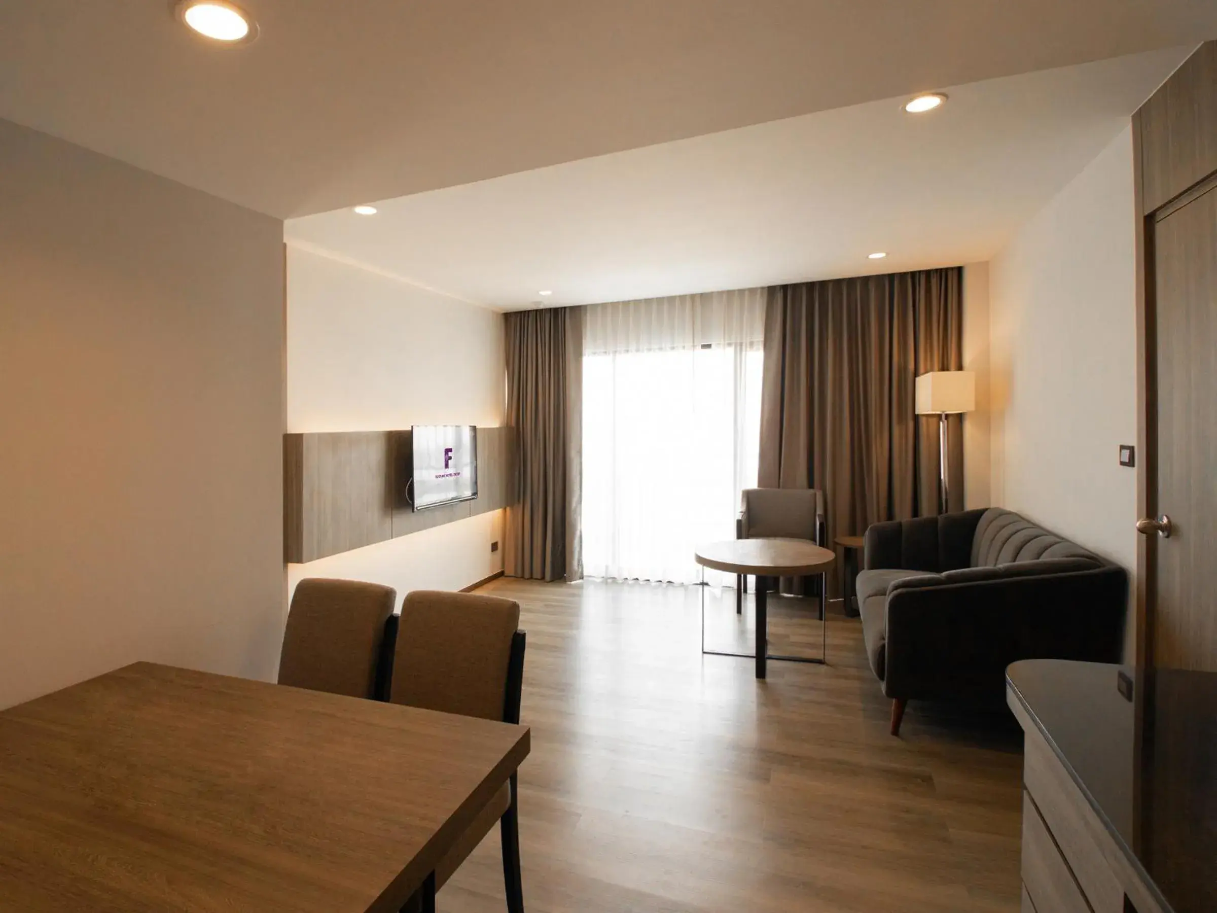 Living room, Bed in Fortune View Khong Hotel Nakhon Phanom Living room, Bed in Fortune View Khong Hotel Nakhon Phanom