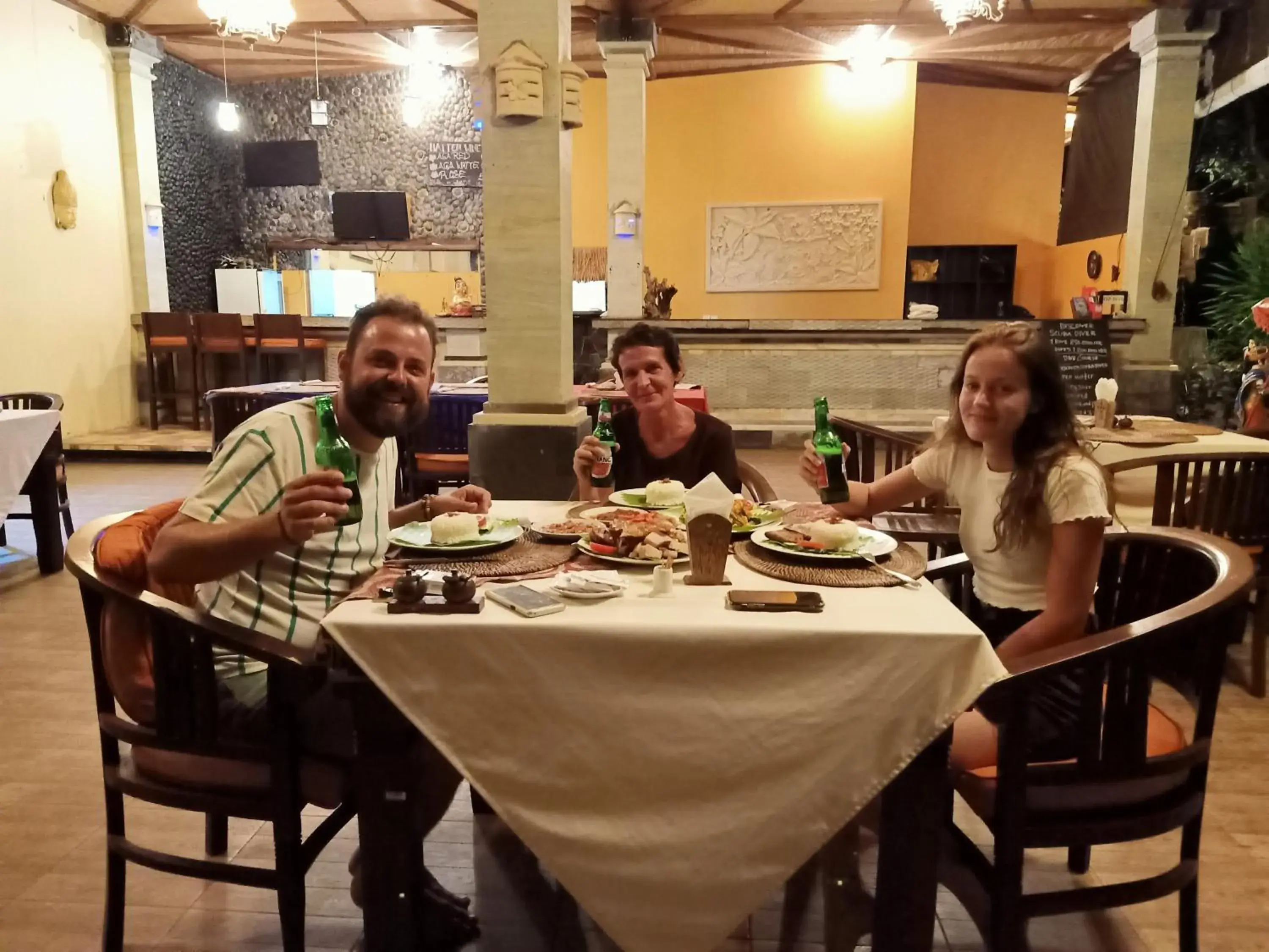 Restaurant/places to eat in Bali Bhuana Villas Restaurant/places to eat in Bali Bhuana Villas