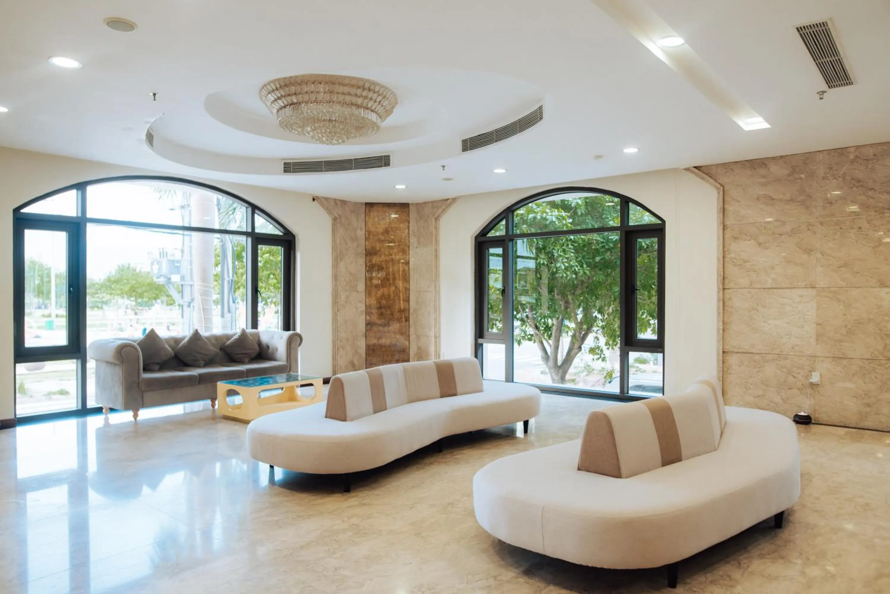 Seating area in Danaciti Hotel