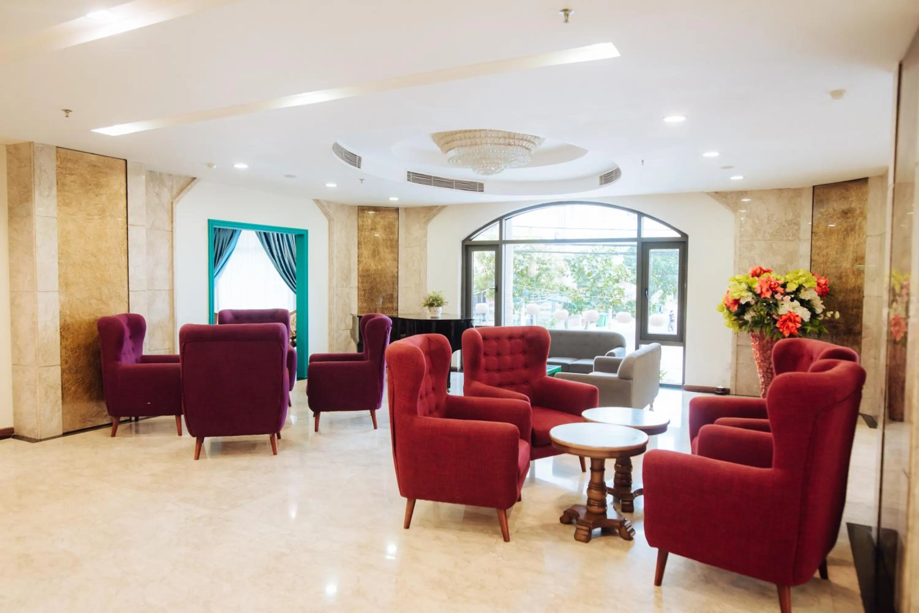 Seating area in Danaciti Hotel