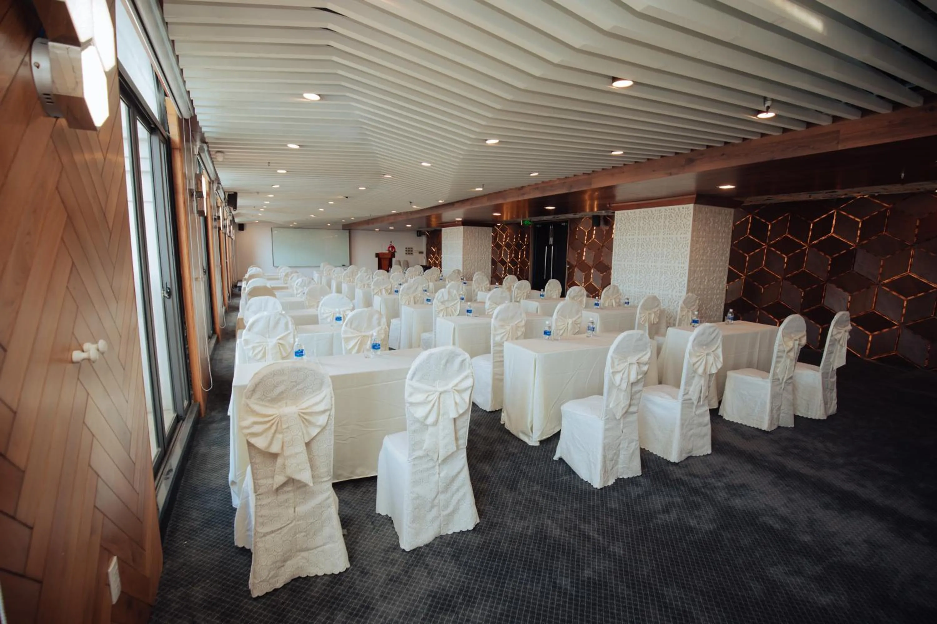 Banquet/Function facilities in Danaciti Hotel