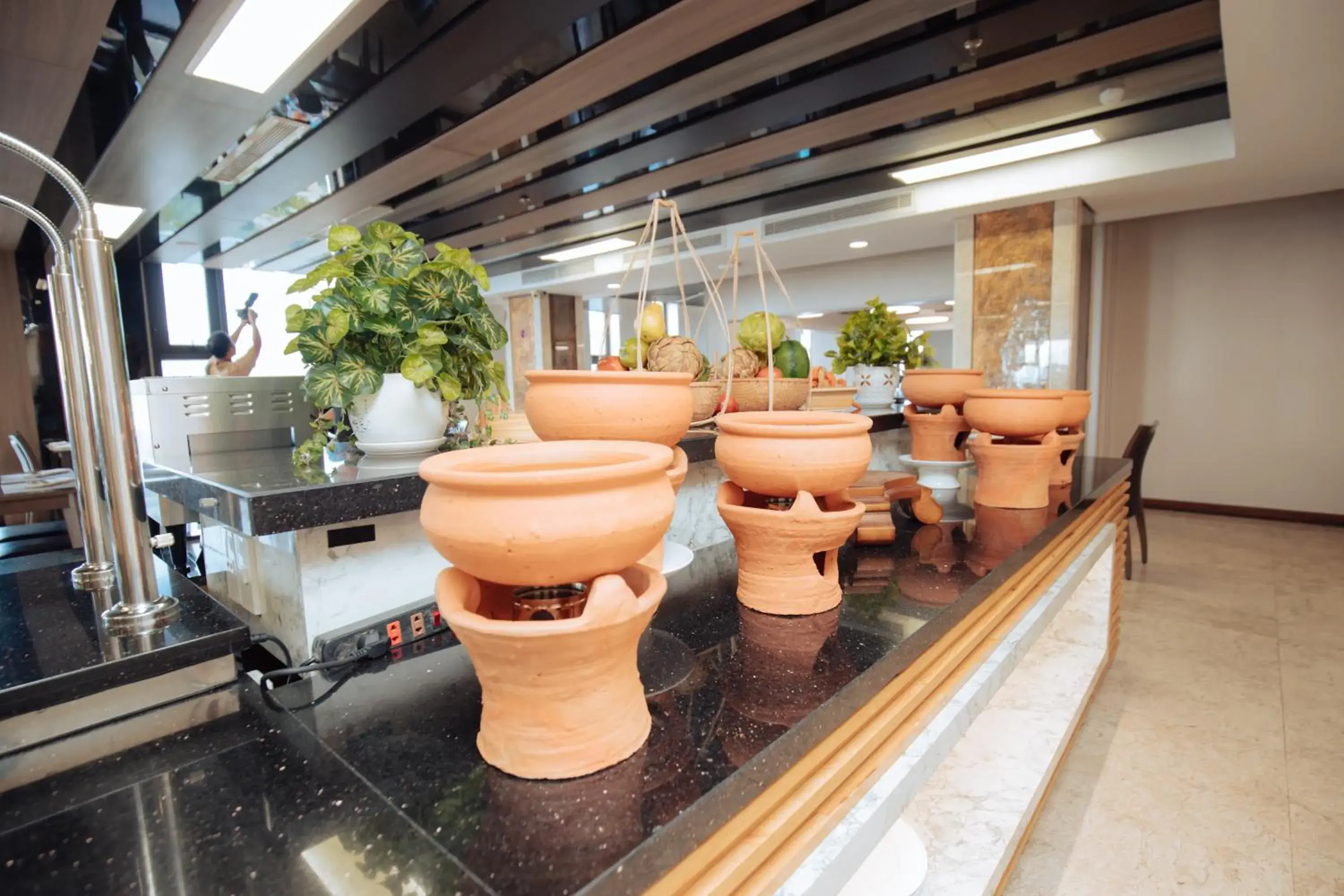 Restaurant/places to eat in Danaciti Hotel Restaurant/places to eat in Danaciti Hotel