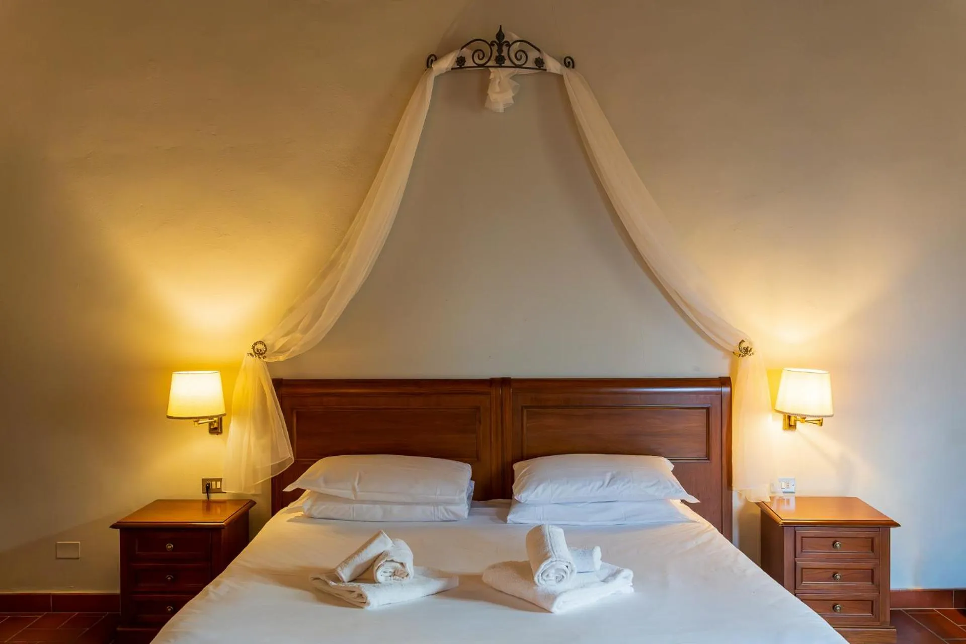 Bedroom, Bed in Hotel Miravalle