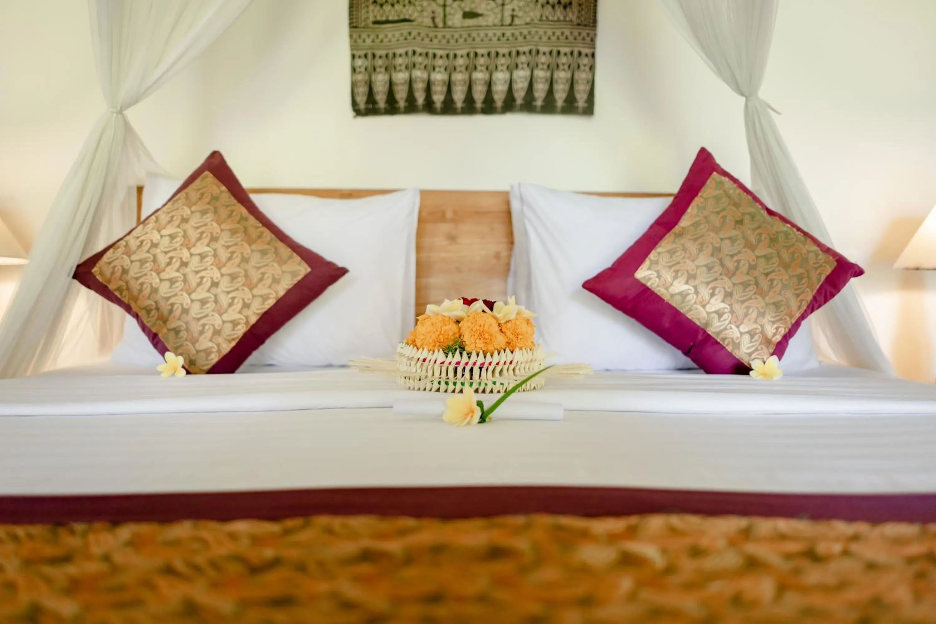 Bed in Santosha Villas & Spa