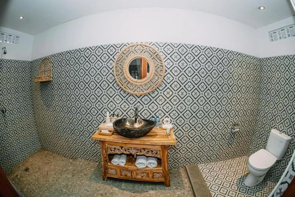 Santosha Villas & Spa