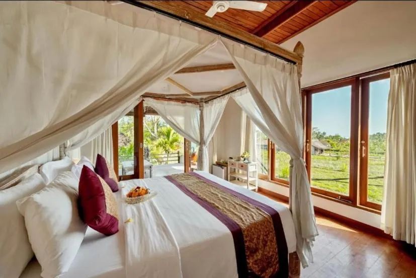 Santosha Villas & Spa