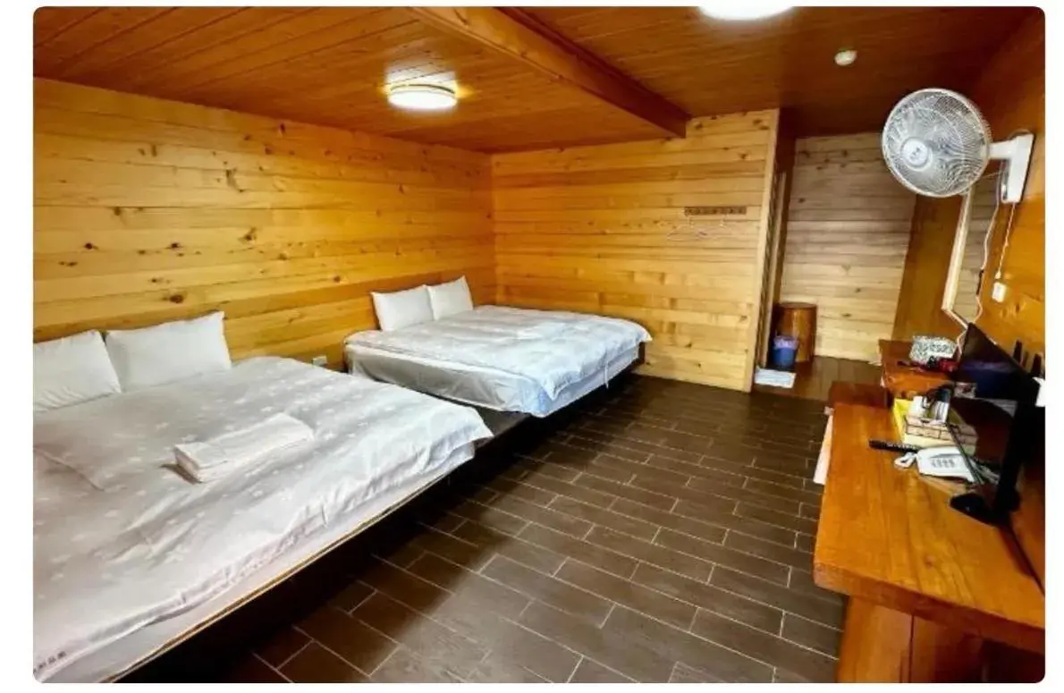 Bed in Dingdai Glass Villa Bed in Dingdai Glass Villa